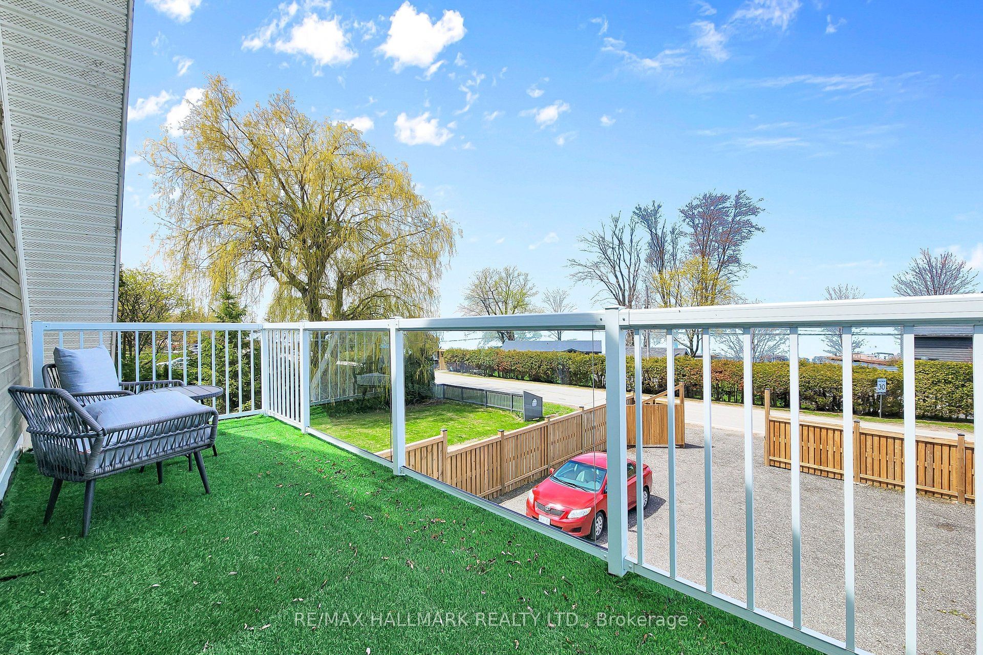 941 Lake Drive N Property Photo 19