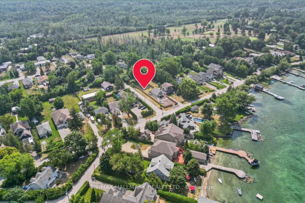 941 Lake Drive N Property Photo 33