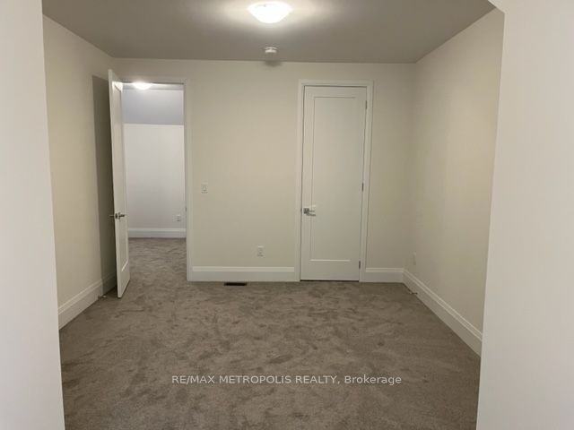 17 Vern Robertson Gate Property Photo 4