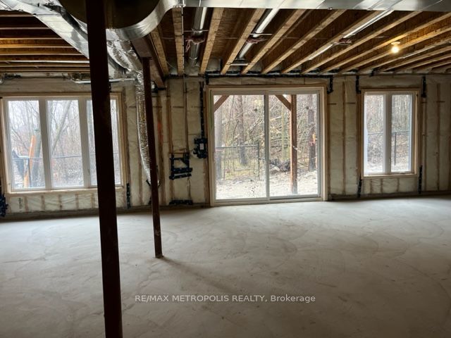 17 Vern Robertson Gate Property Photo 36