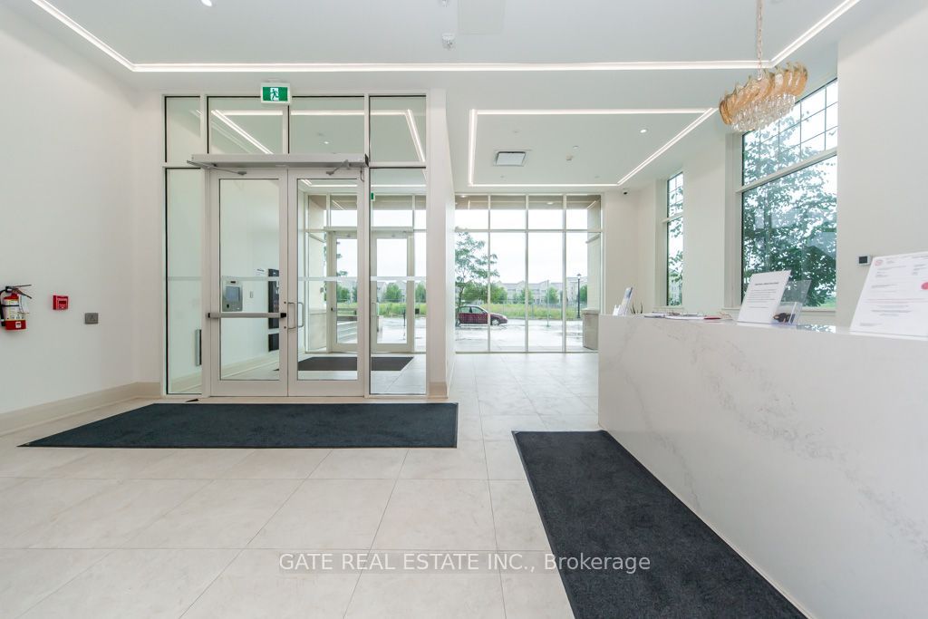 101 Cathedral High Street Ph3 Property Photo 6