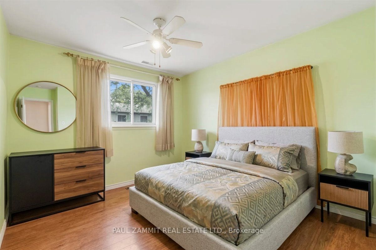 42 Nicholson Way Property Photo 11