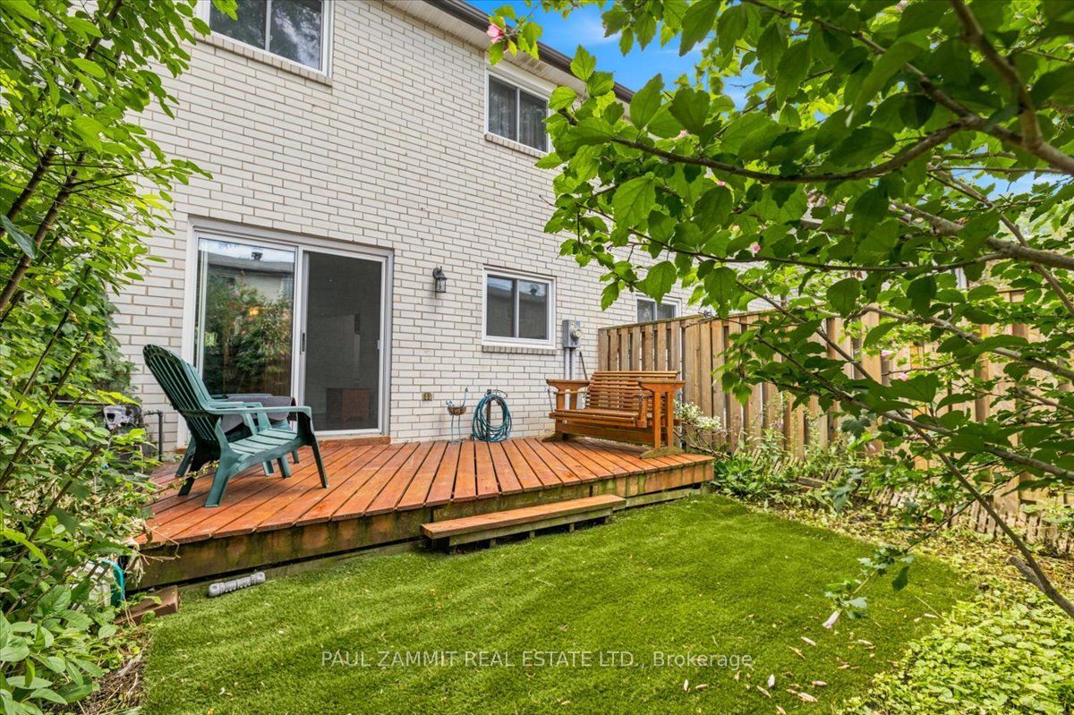 42 Nicholson Way Property Photo 18