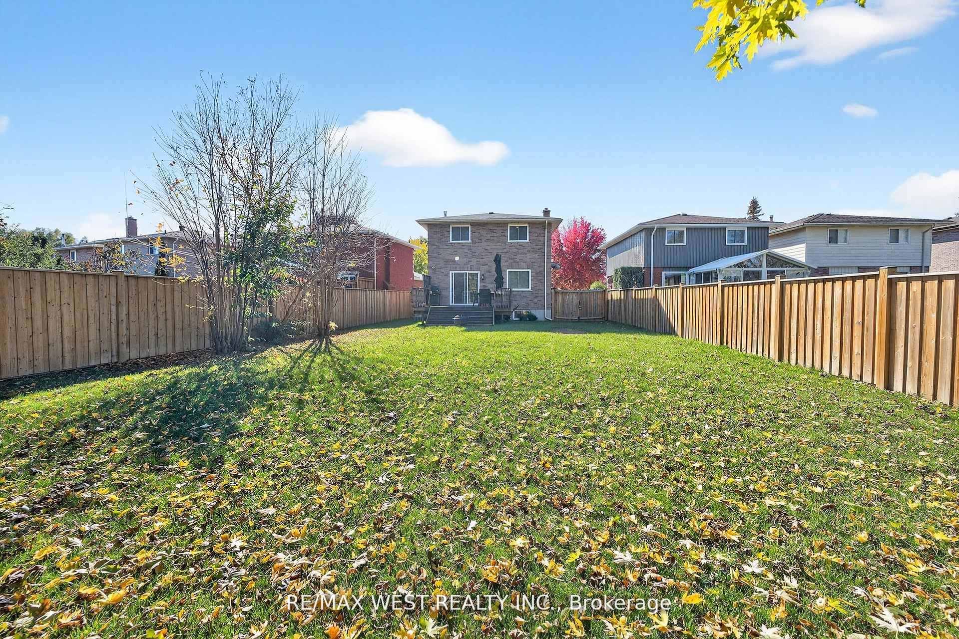 100 Kerr Boulevard Property Photo 3