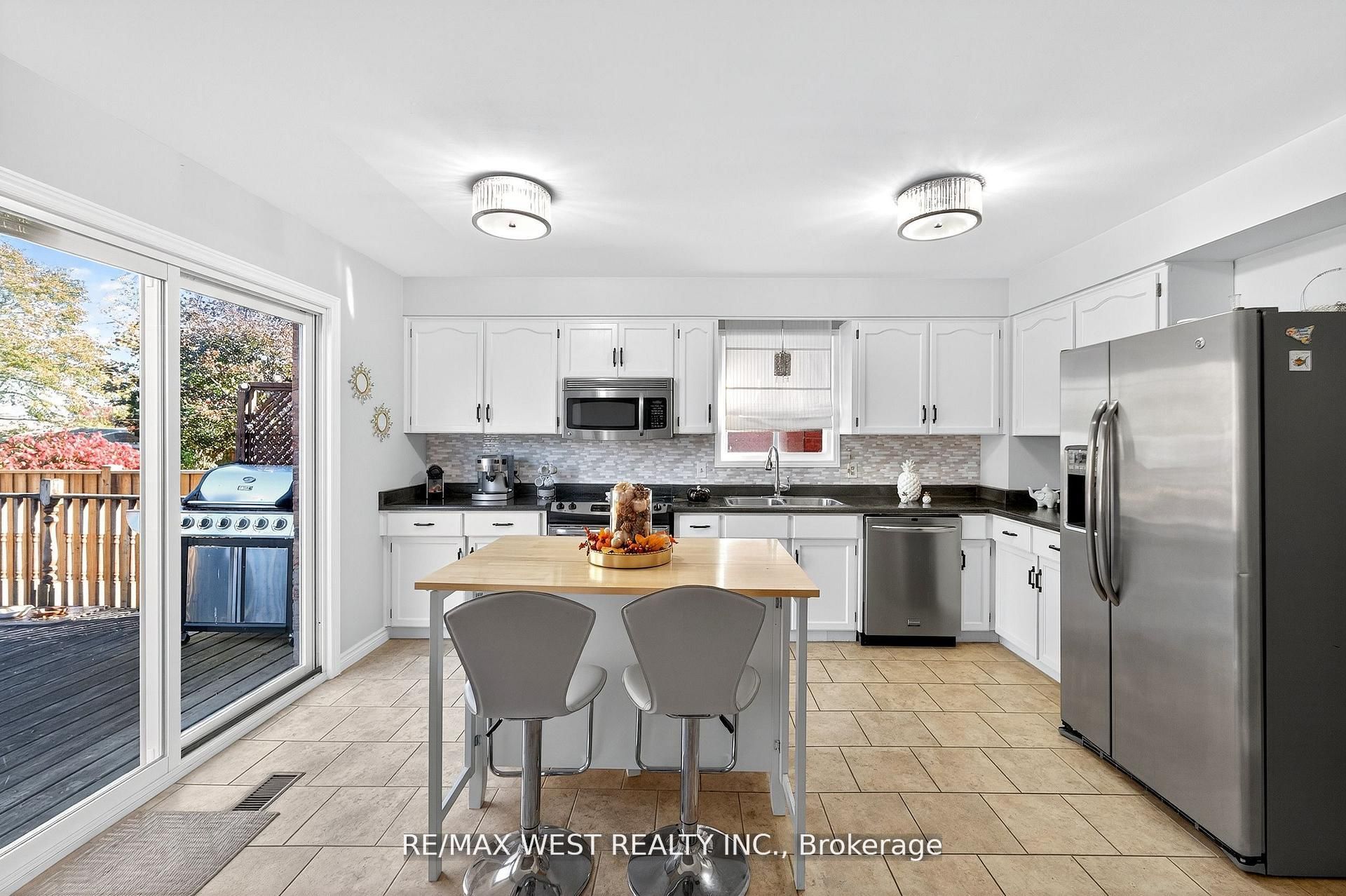 100 Kerr Boulevard Property Photo 16
