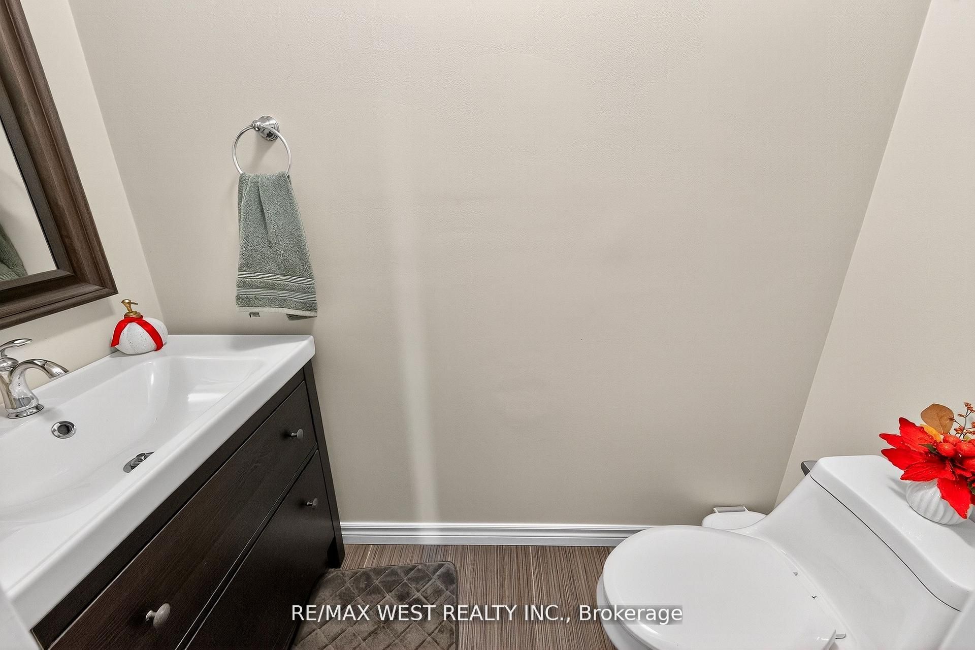 100 Kerr Boulevard Property Photo 20