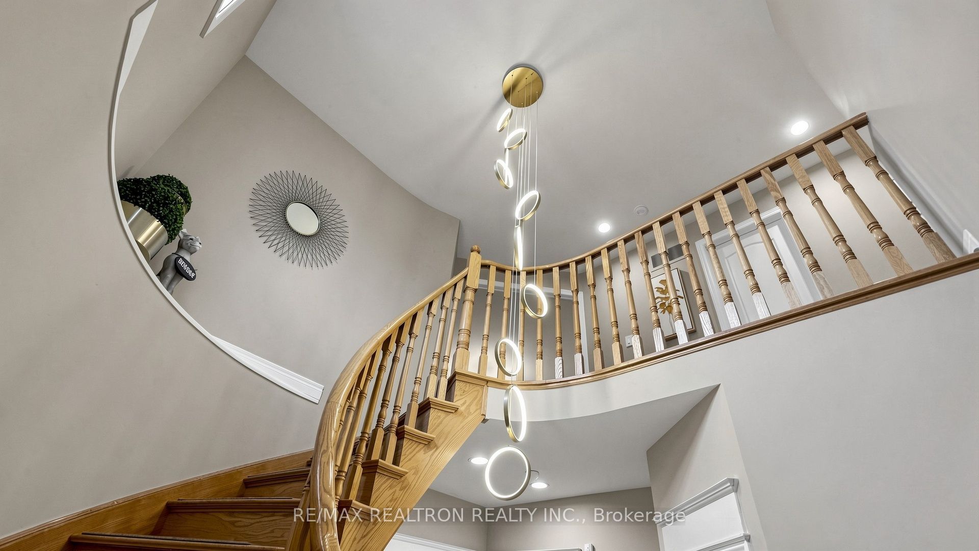2 Rocksprings Avenue Property Photo 15