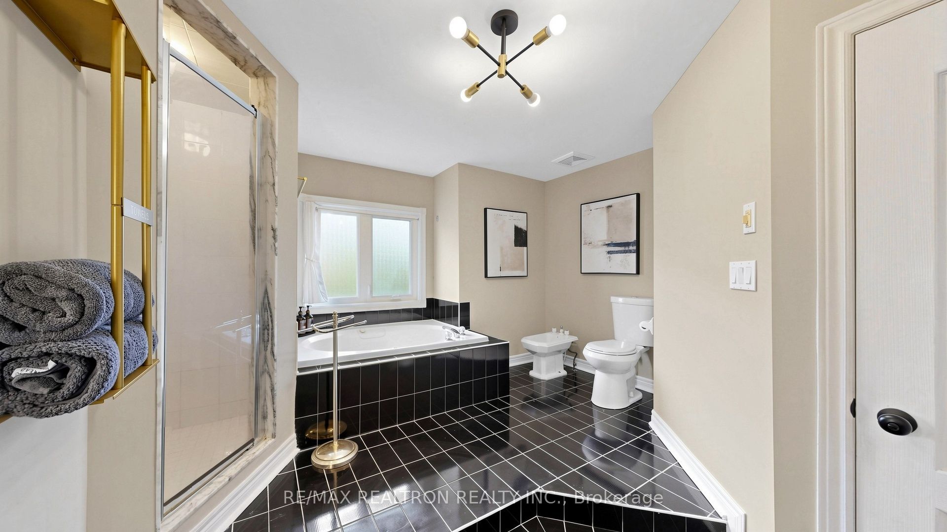 2 Rocksprings Avenue Property Photo 21