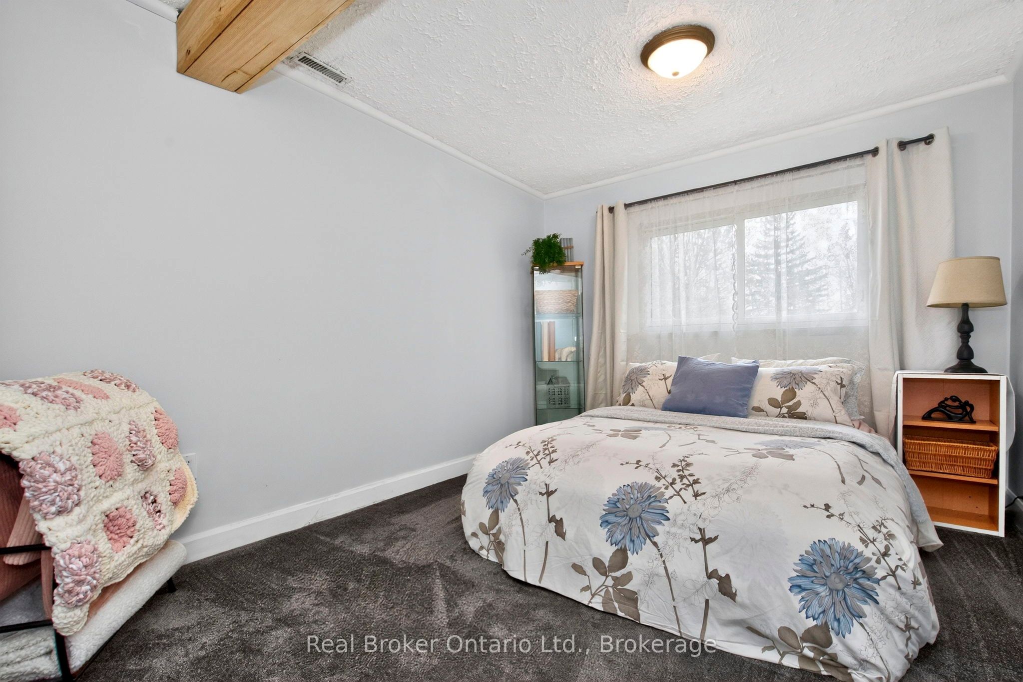 2307 Somers Boulevard Property Photo 14