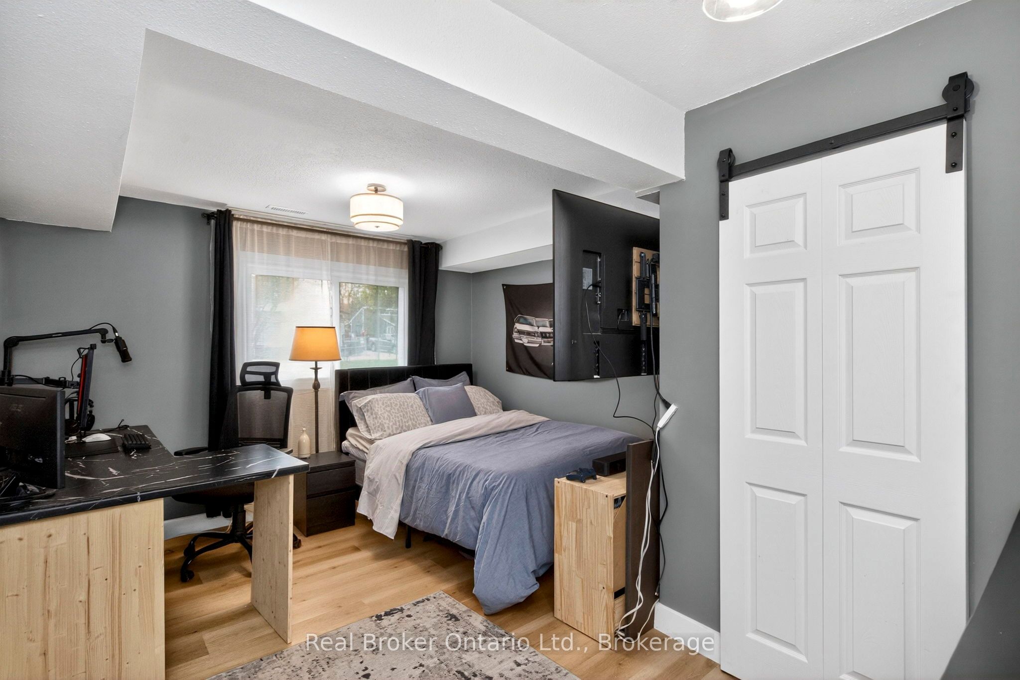 2307 Somers Boulevard Property Photo 15