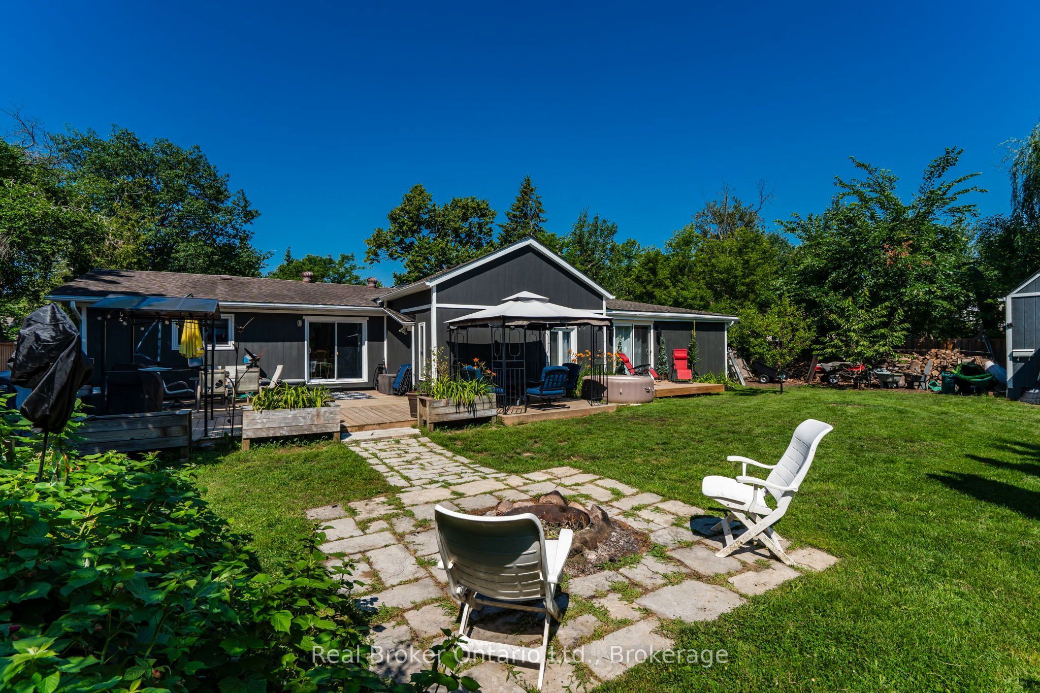 2307 Somers Boulevard Property Photo 29
