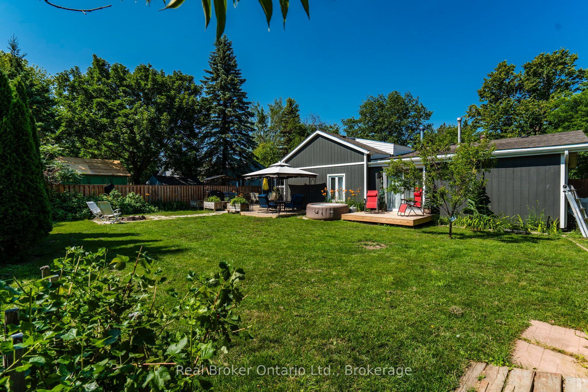 2307 Somers Boulevard Property Photo 31