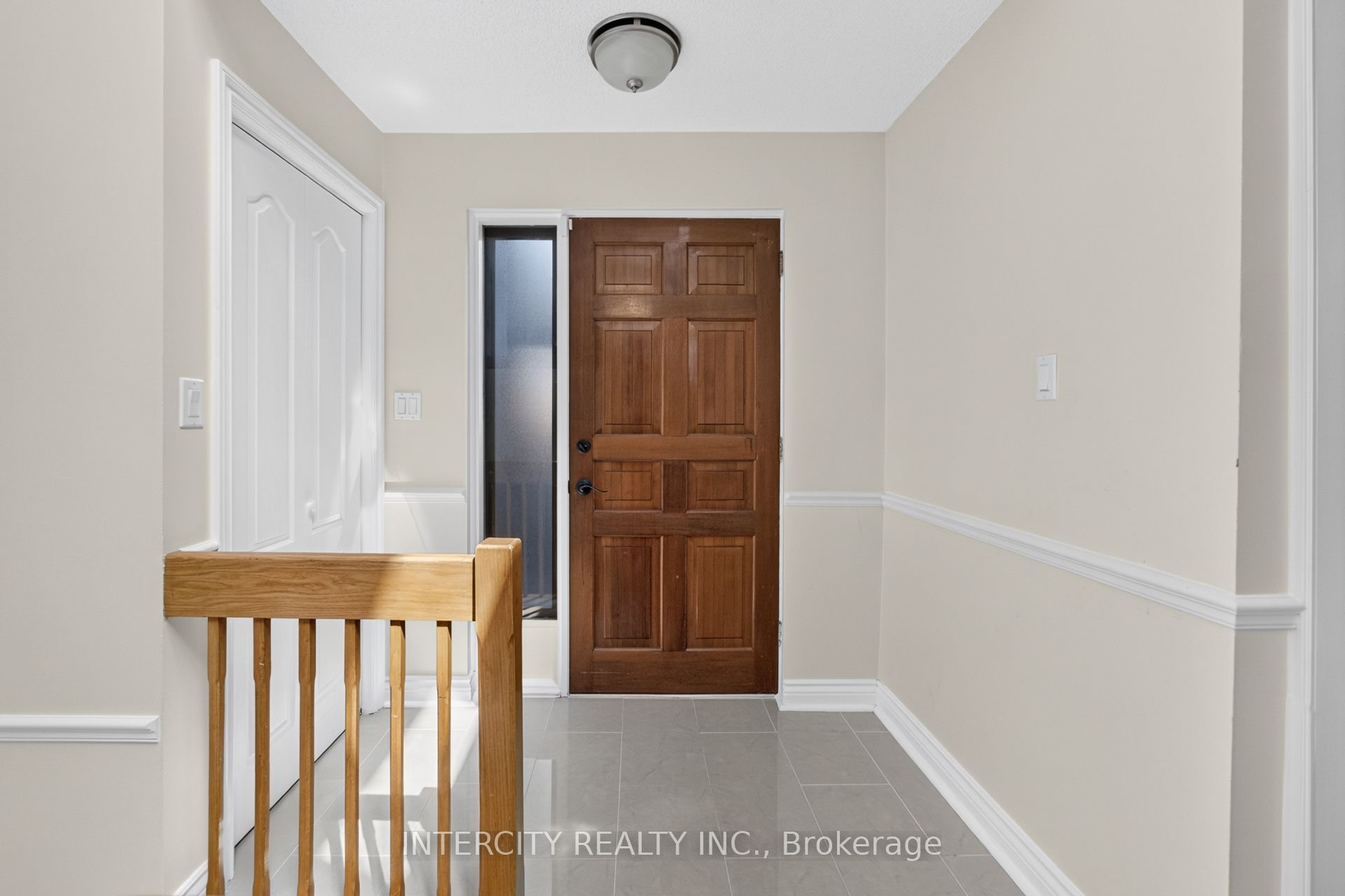 10 East Drive E Property Photo 29