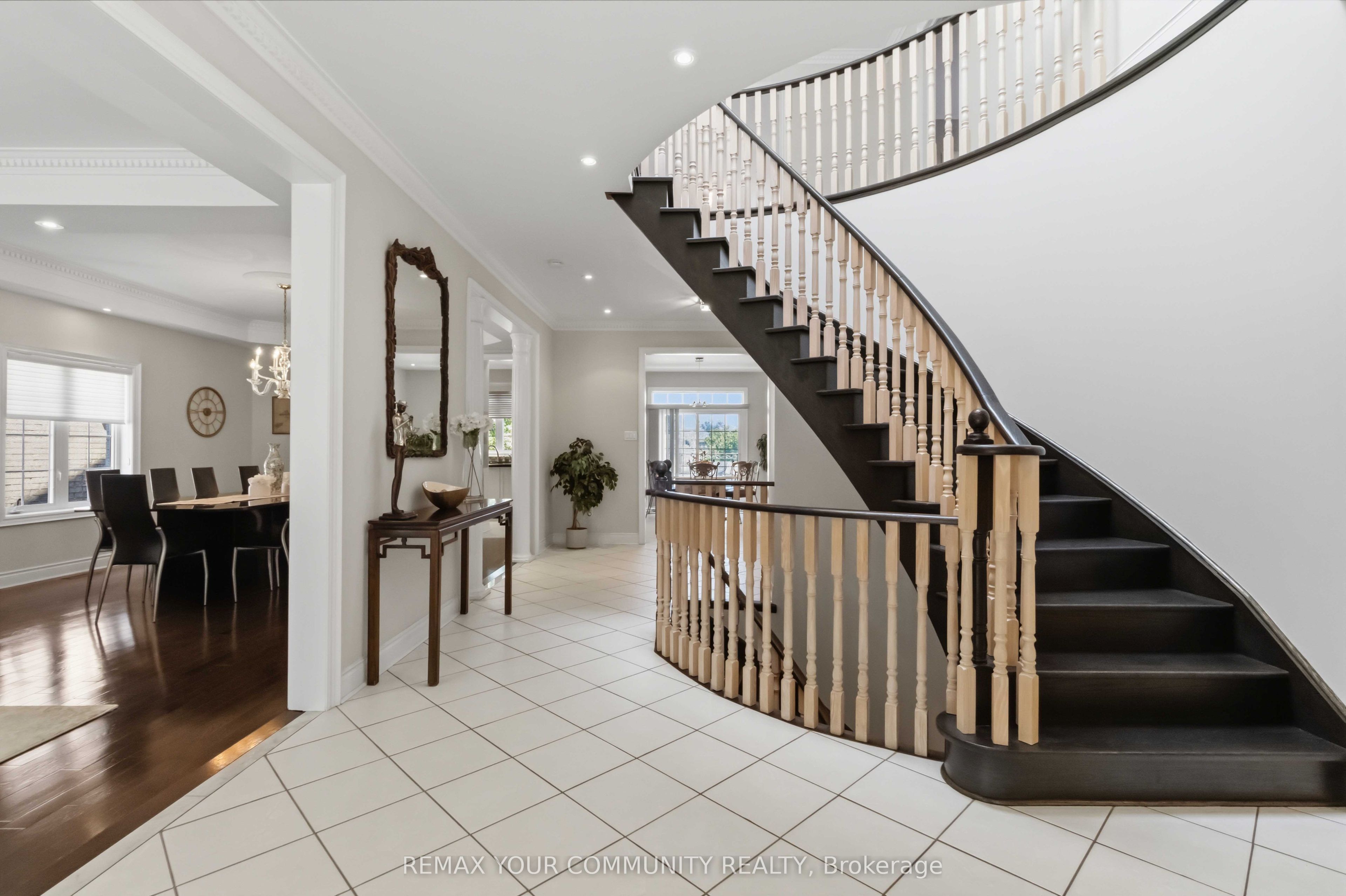 171 Langtry Place Property Photo 4