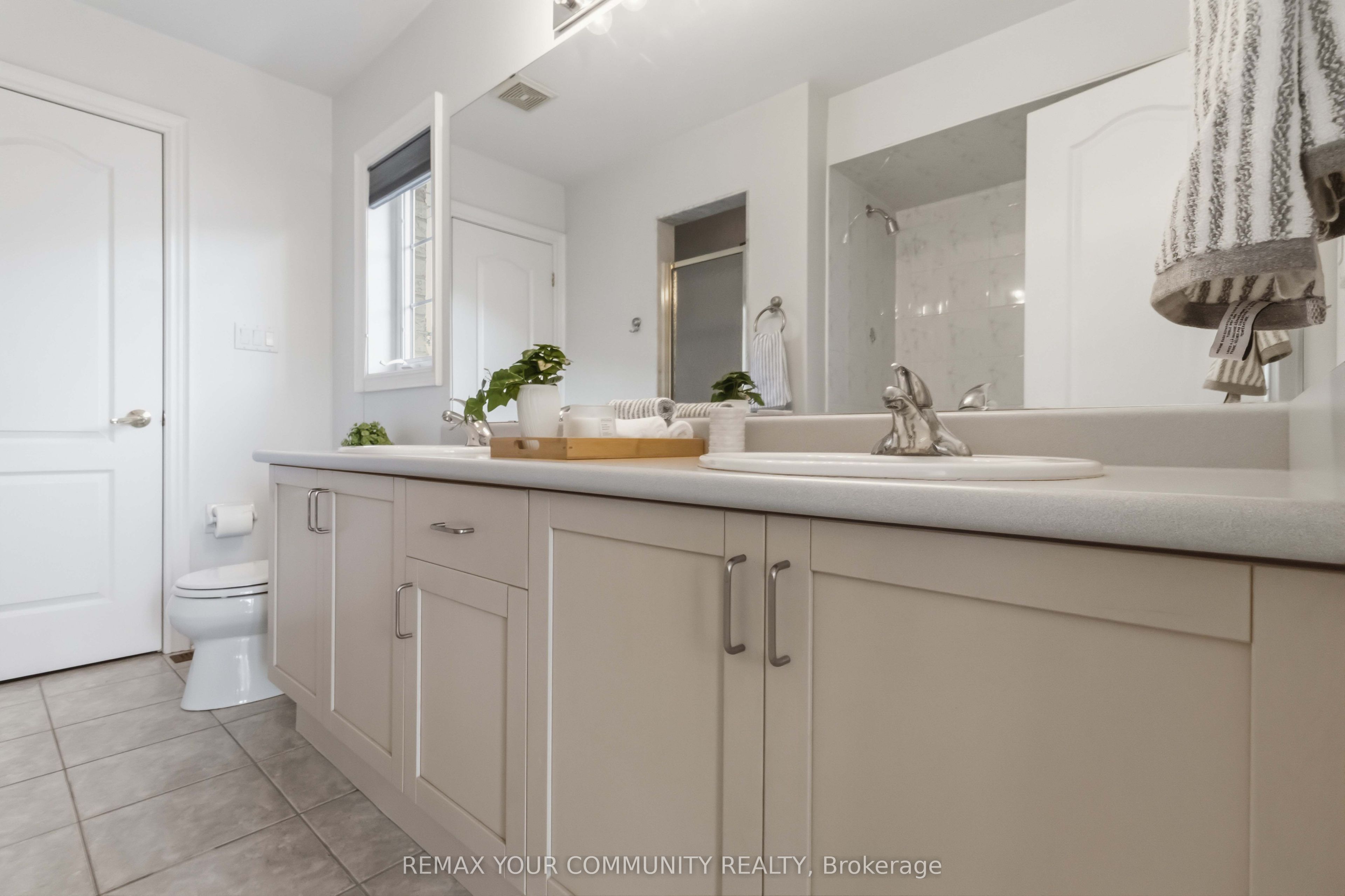 171 Langtry Place Property Photo 20