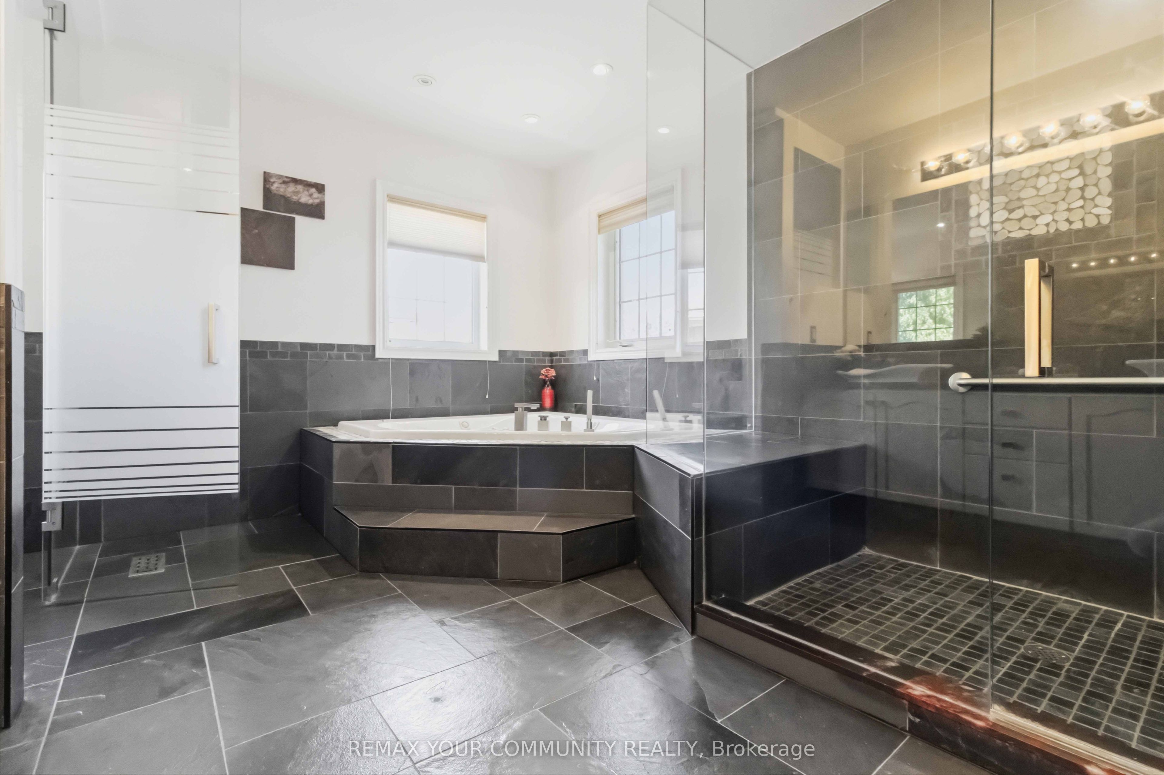 171 Langtry Place Property Photo 29