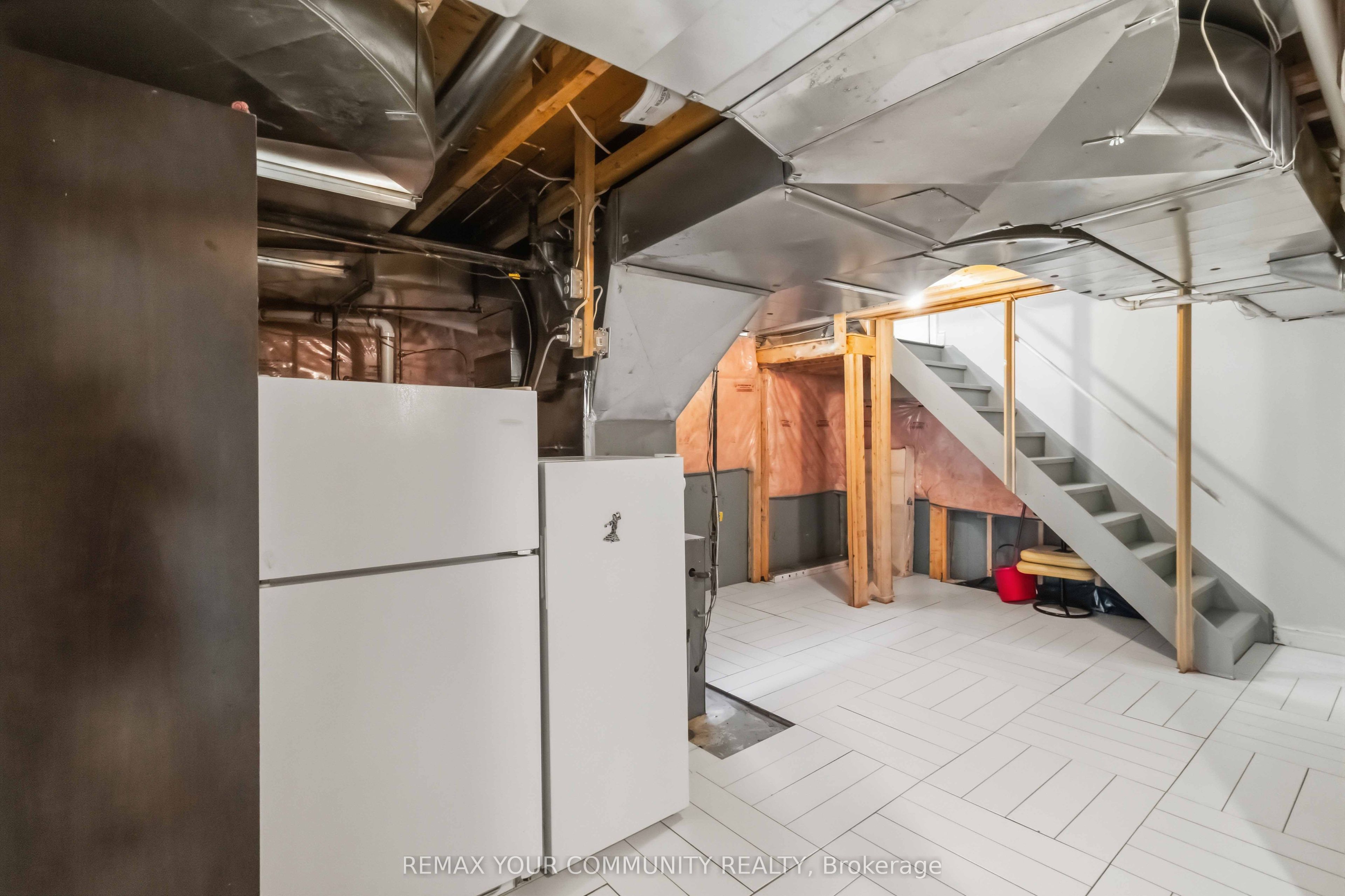 171 Langtry Place Property Photo 37