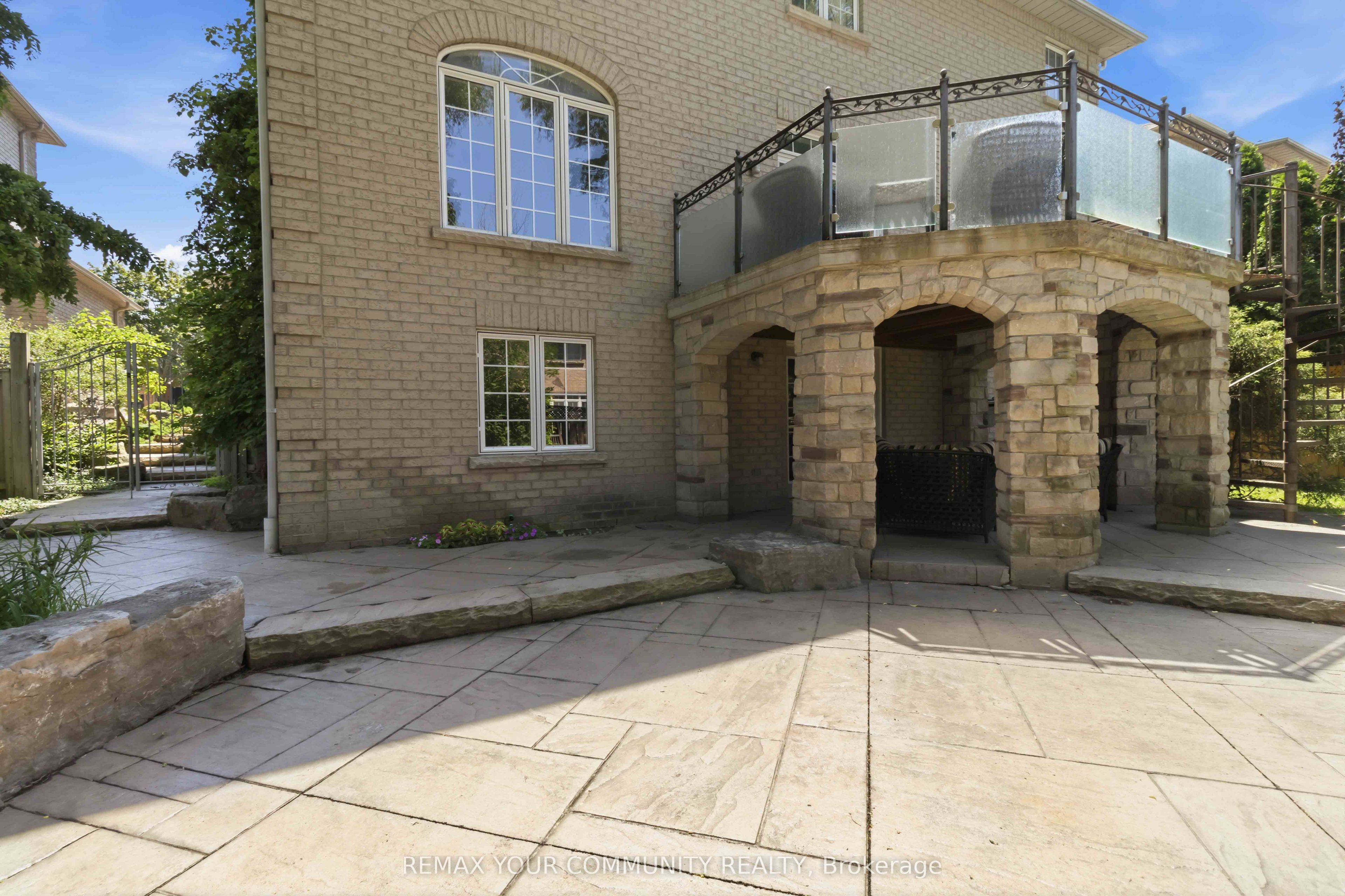 171 Langtry Place Property Photo 43