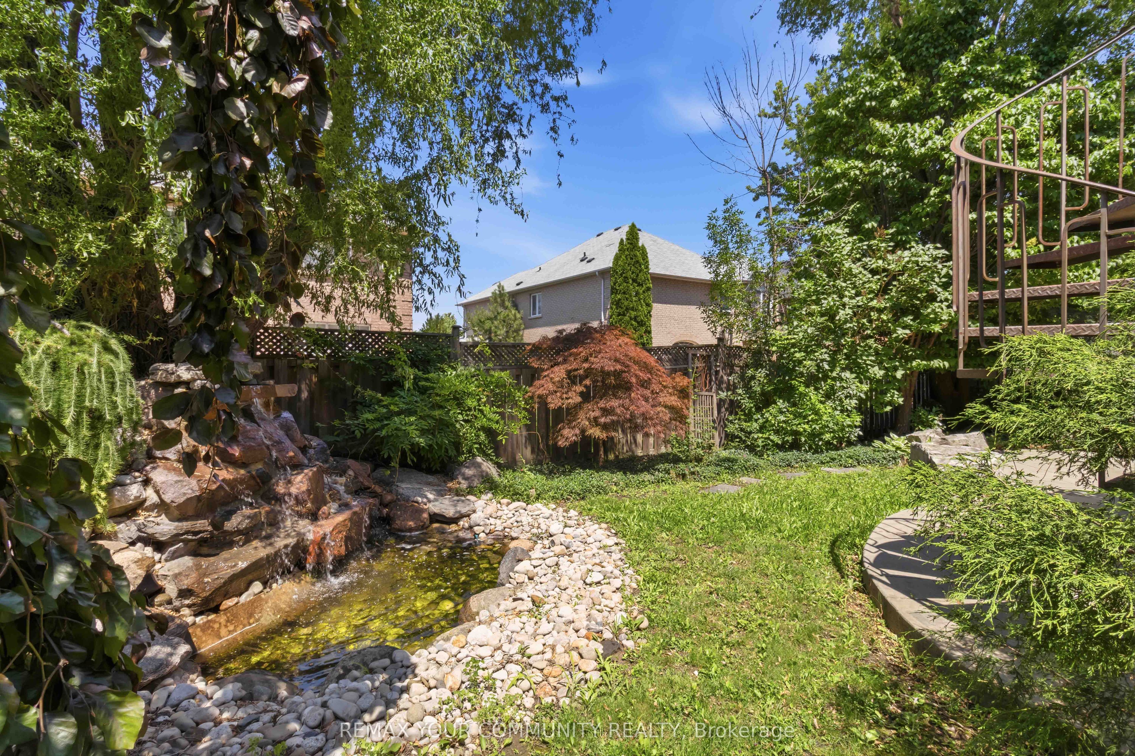 171 Langtry Place Property Photo 45