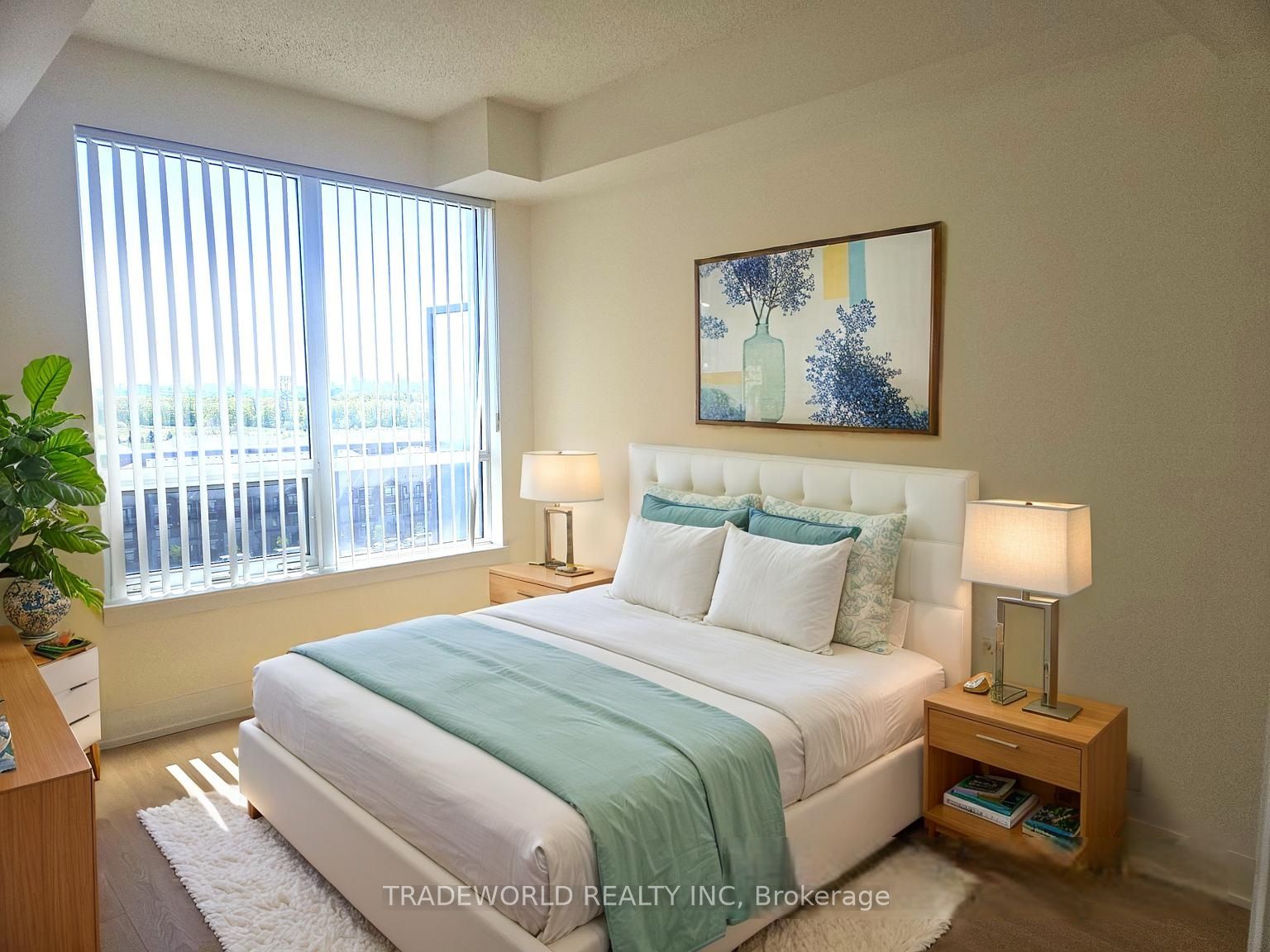 370 Highway 7 E 1009 Property Photo 7