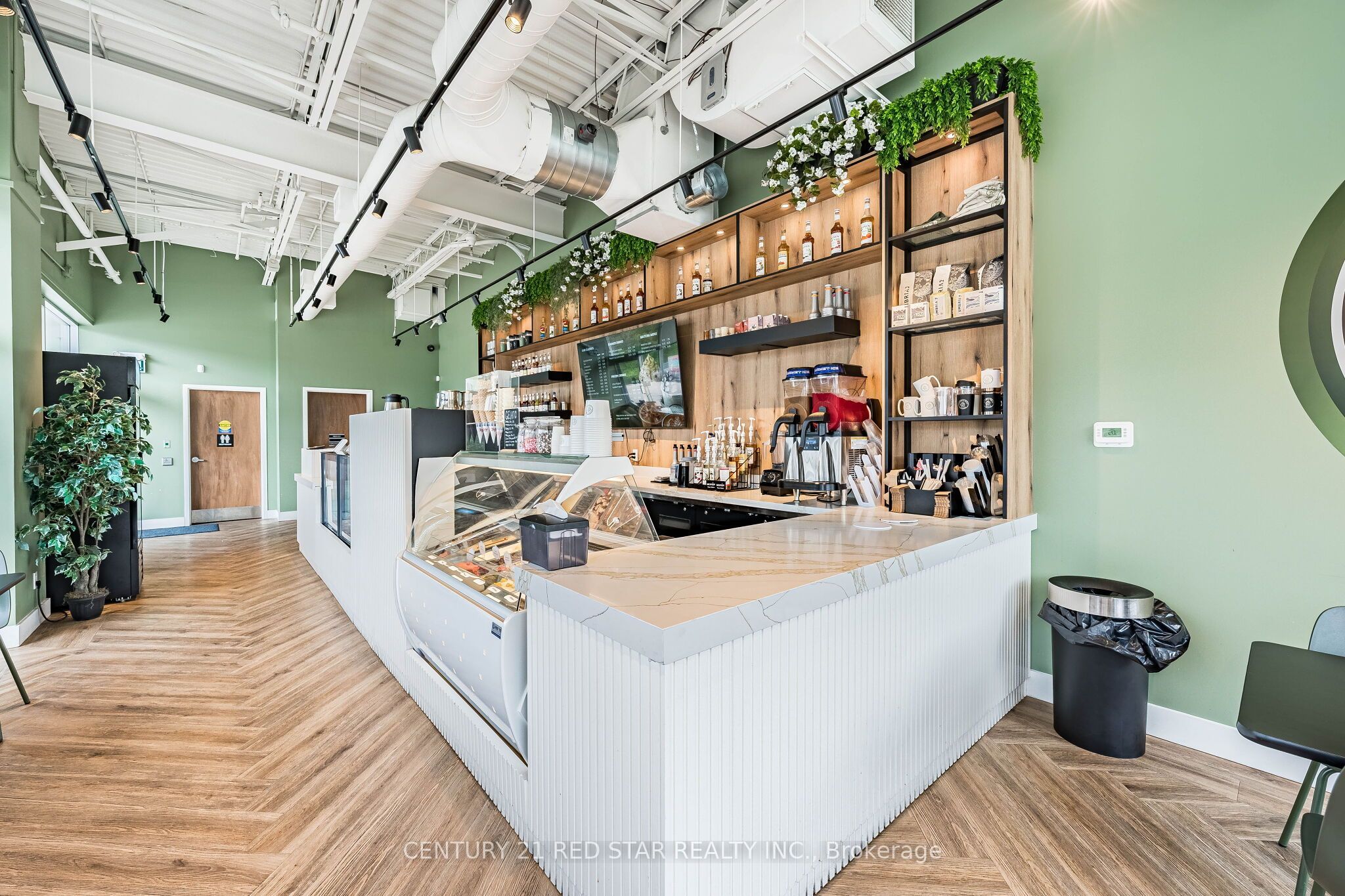 4585 Highway 7 2b Property Photo 13
