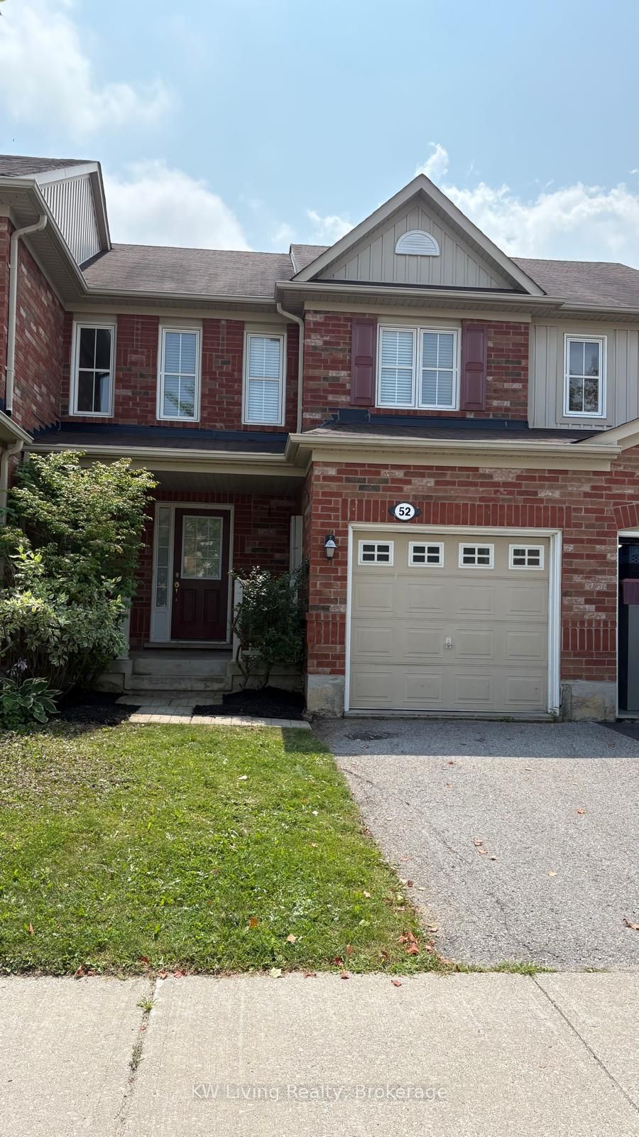 52 Dougherty Crescent Property Photo 1