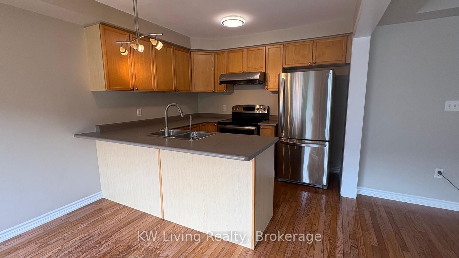 52 Dougherty Crescent Property Photo 7