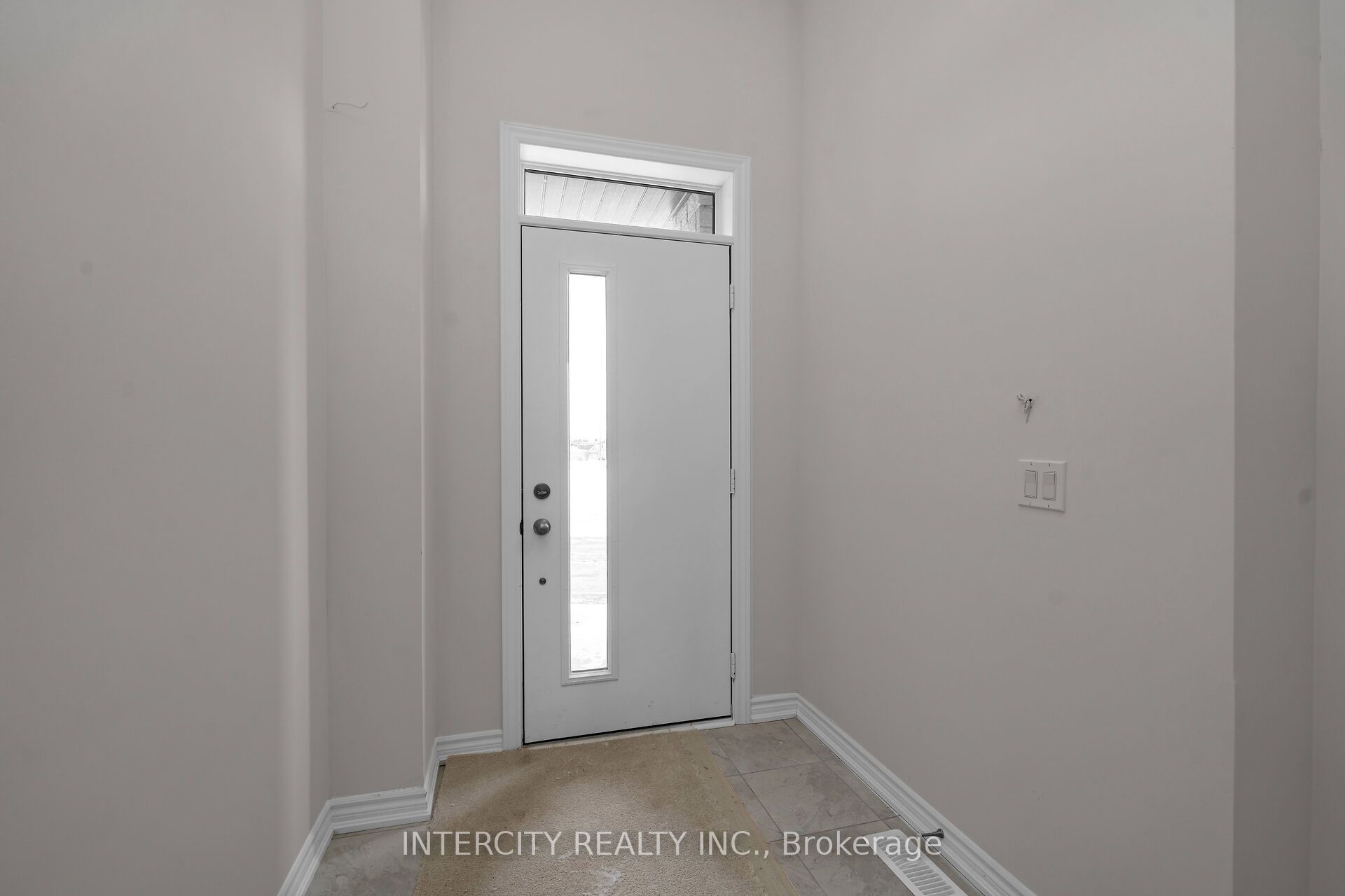 12 Radisson Street Property Photo 2