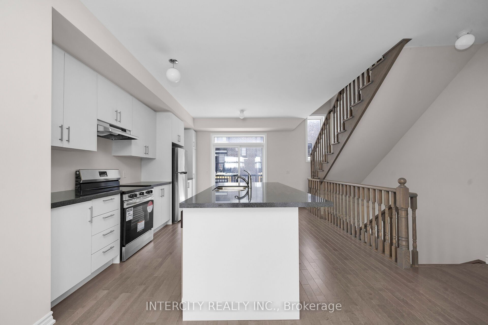 12 Radisson Street Property Photo 14