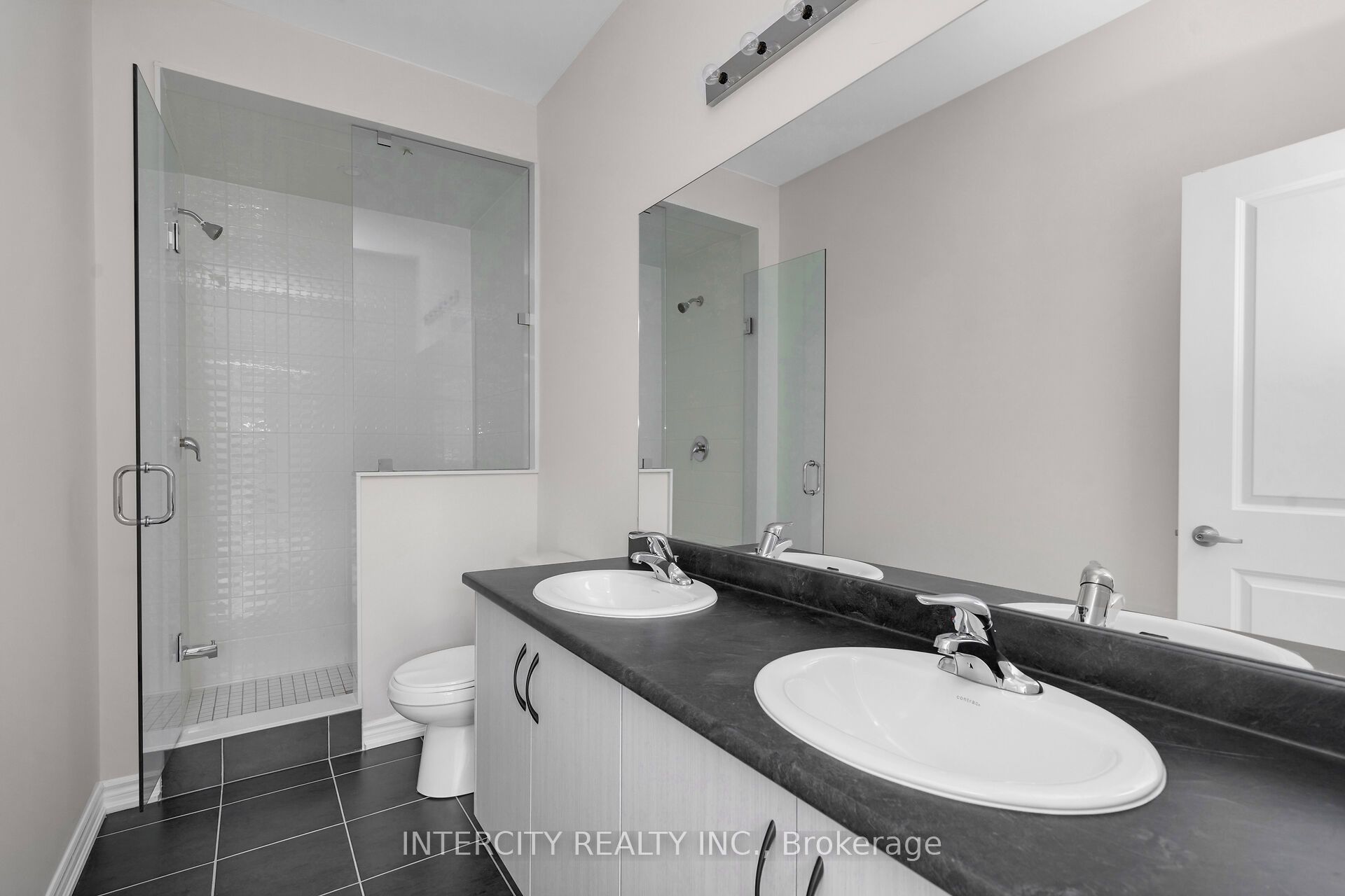 12 Radisson Street Property Photo 19