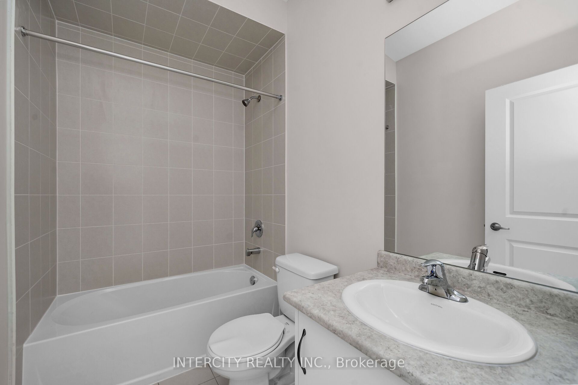 12 Radisson Street Property Photo 22