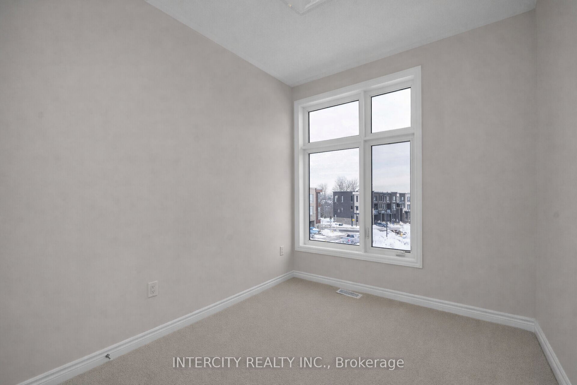 12 Radisson Street Property Photo 23