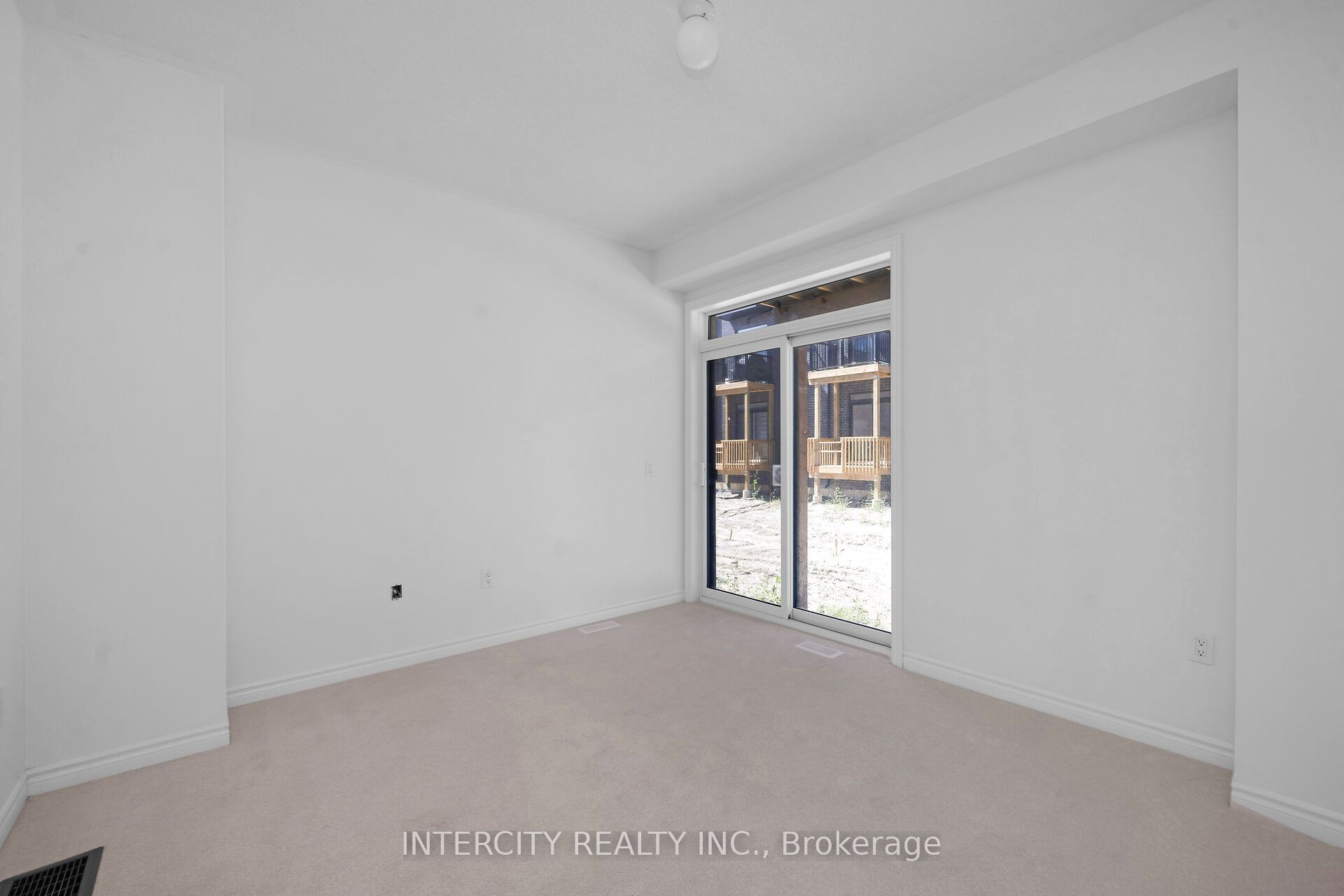 91 Divadale Road Property Photo 4