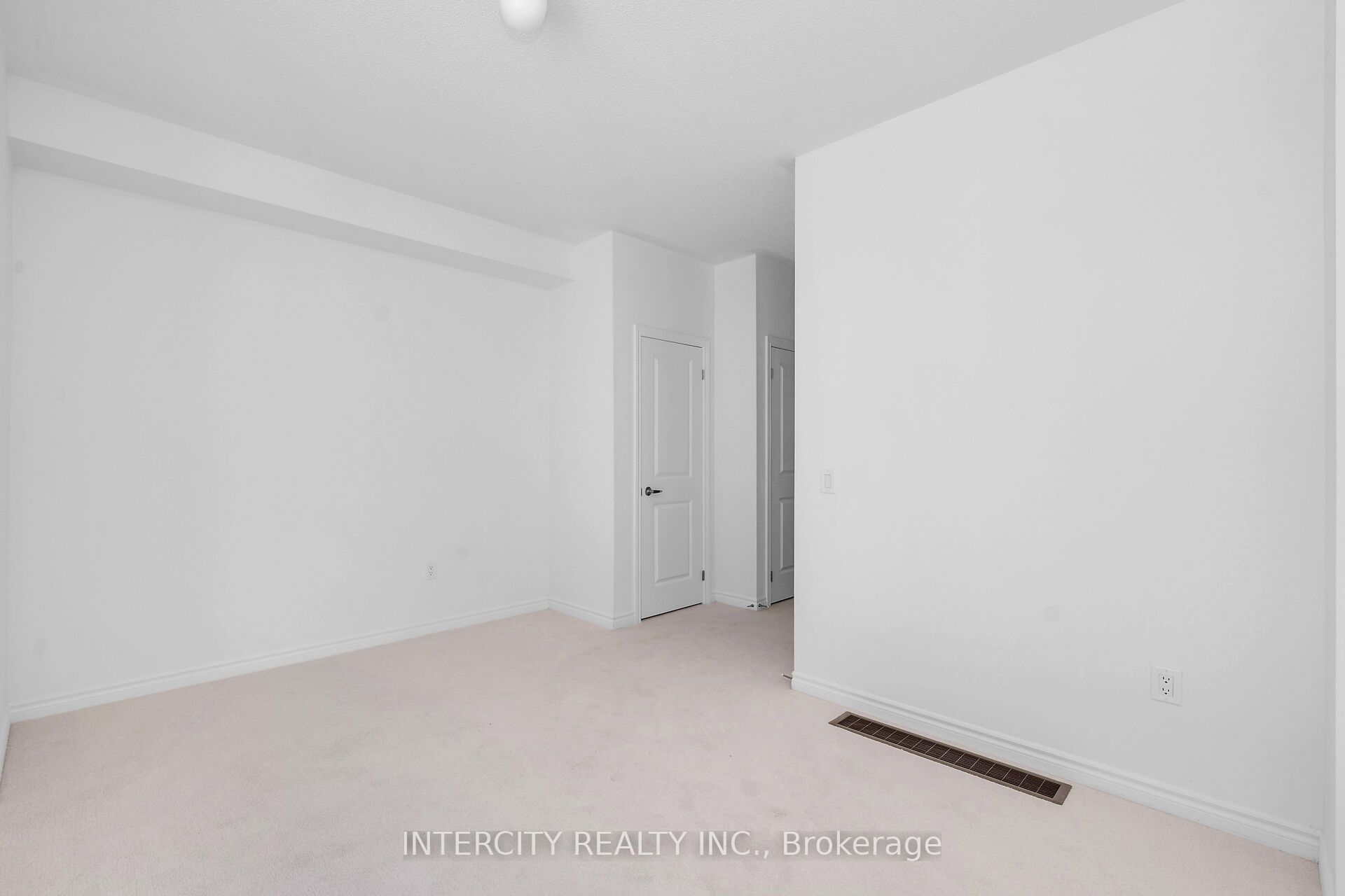 91 Divadale Road Property Photo 5