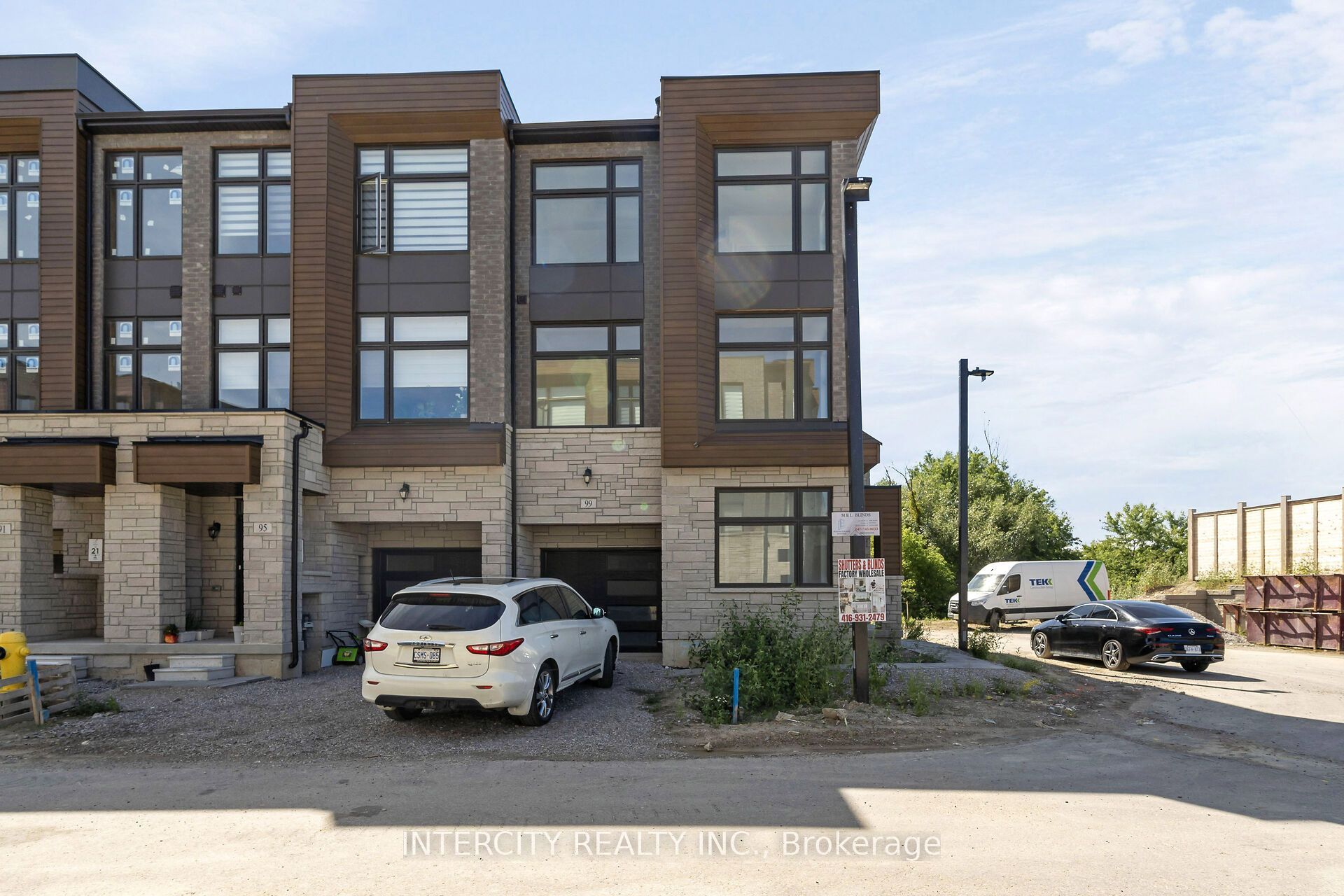 99 Divadale Road Property Photo 2