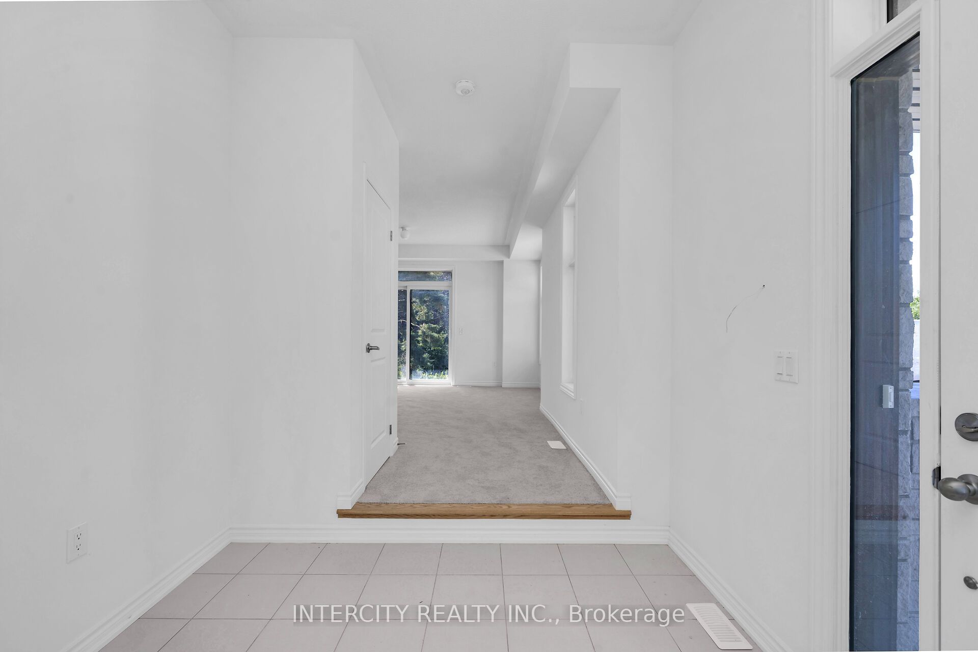 99 Divadale Road Property Photo 5
