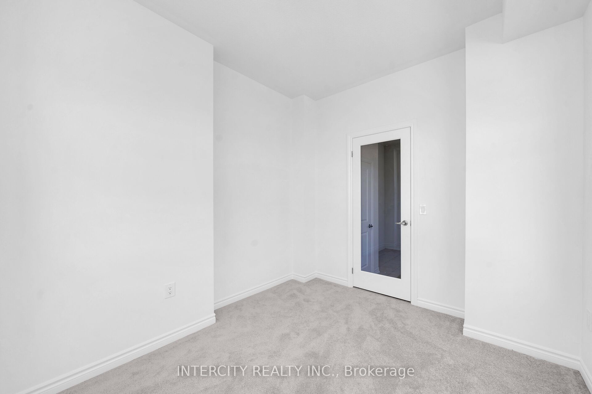 99 Divadale Road Property Photo 9