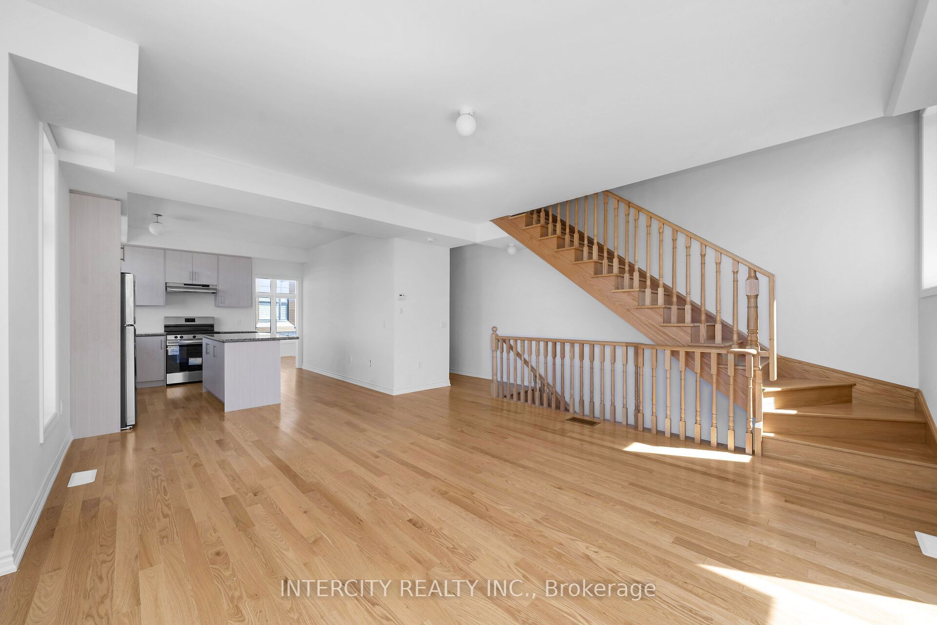 99 Divadale Road Property Photo 11