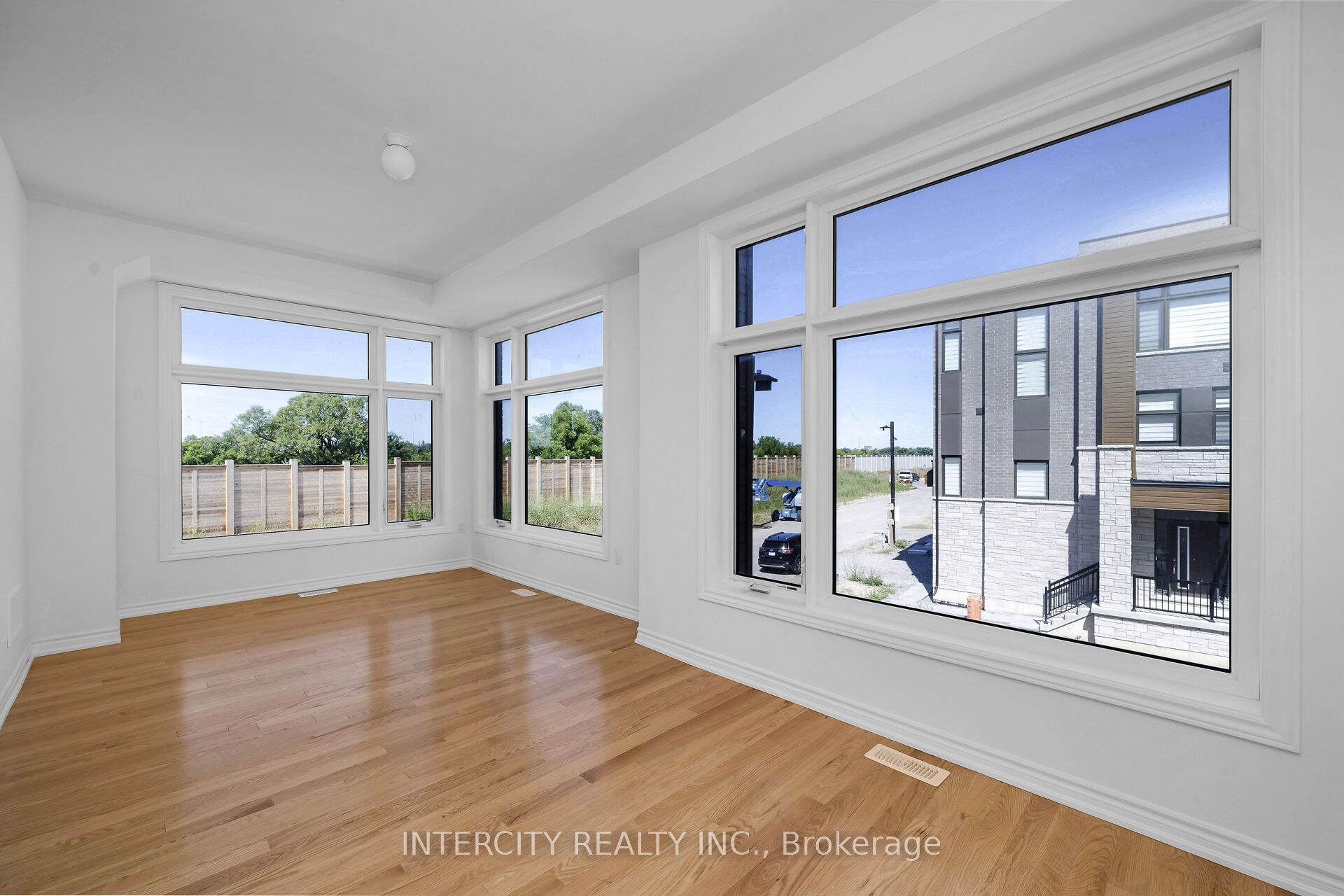 99 Divadale Road Property Photo 16