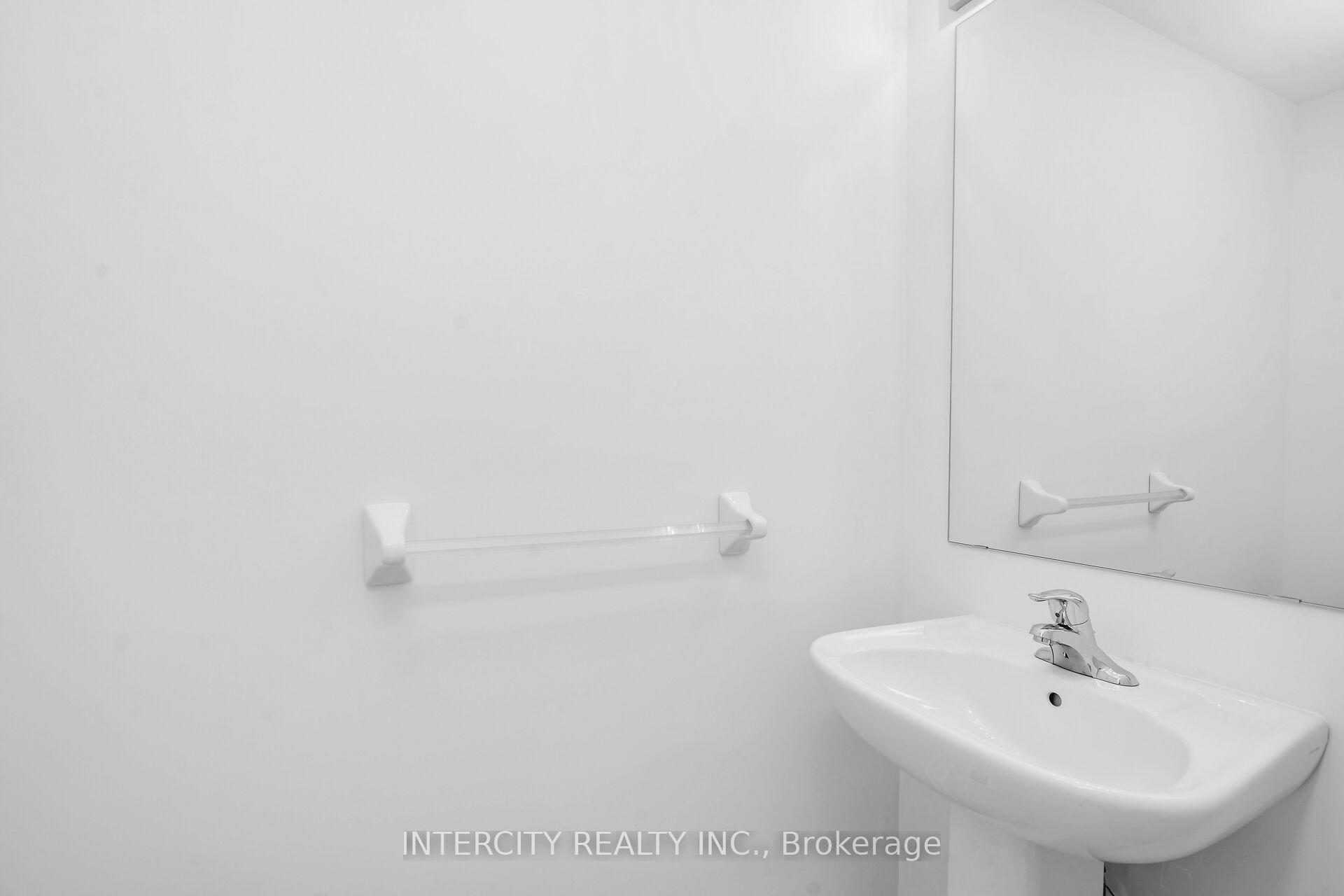 99 Divadale Road Property Photo 18