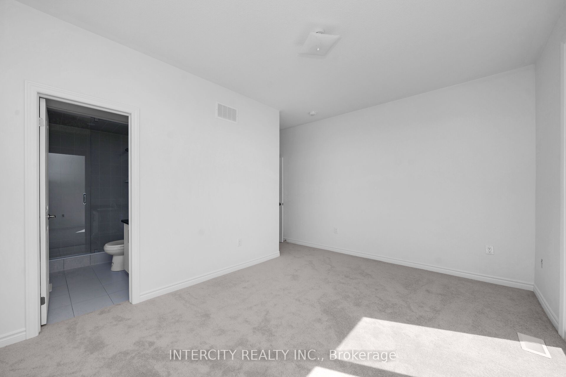 99 Divadale Road Property Photo 23