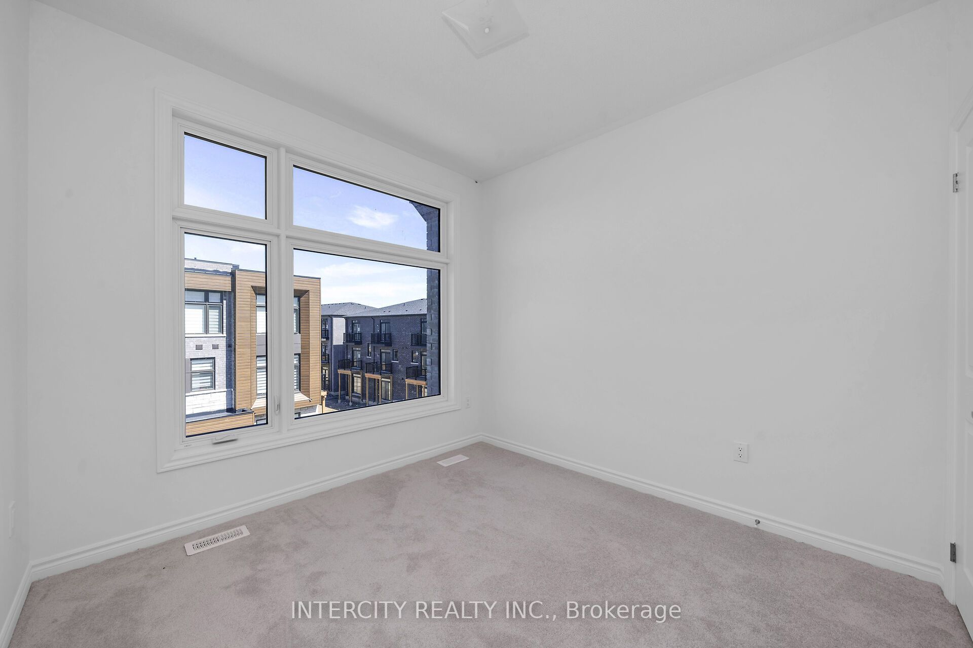 99 Divadale Road Property Photo 29