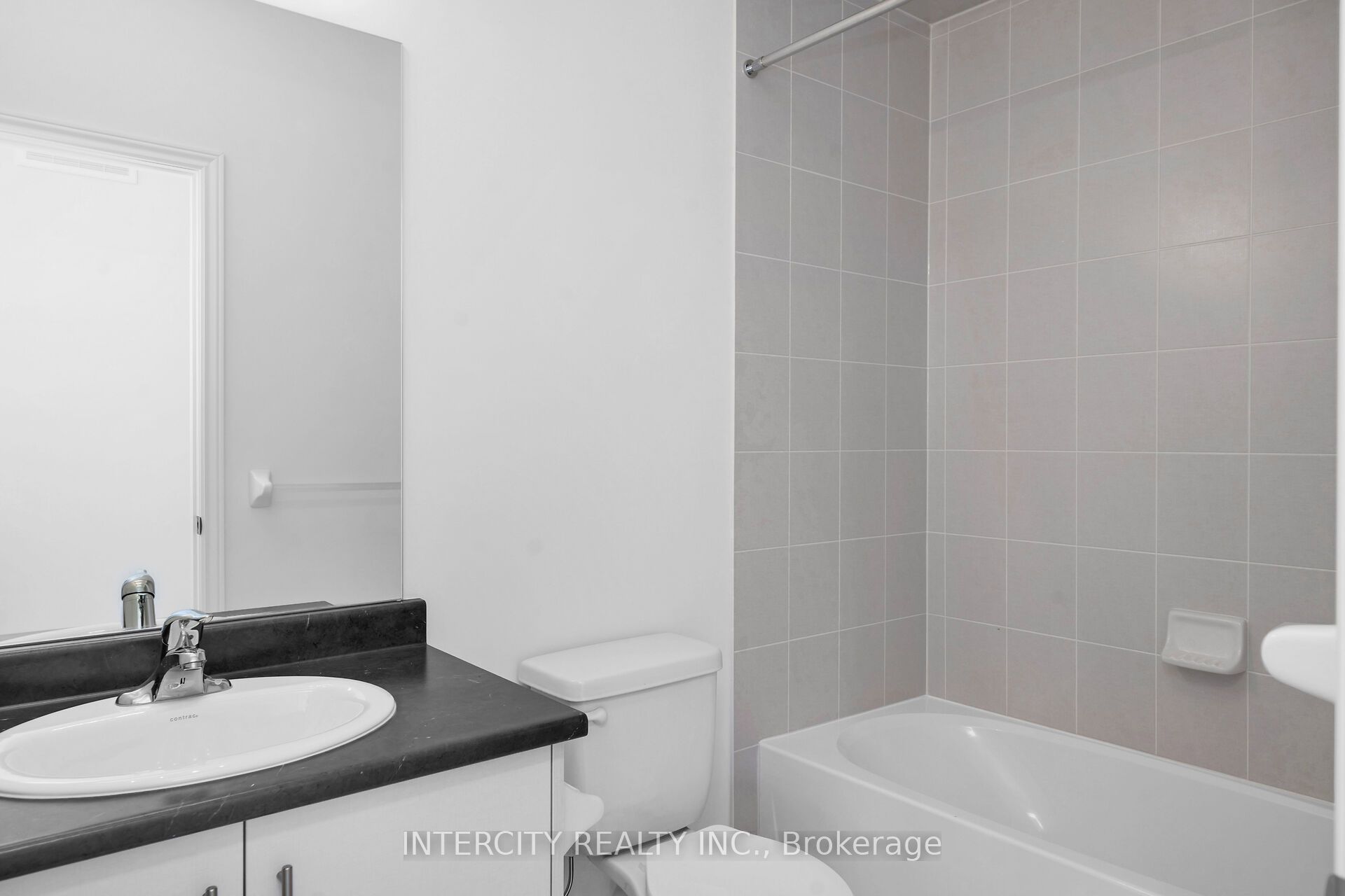 99 Divadale Road Property Photo 31
