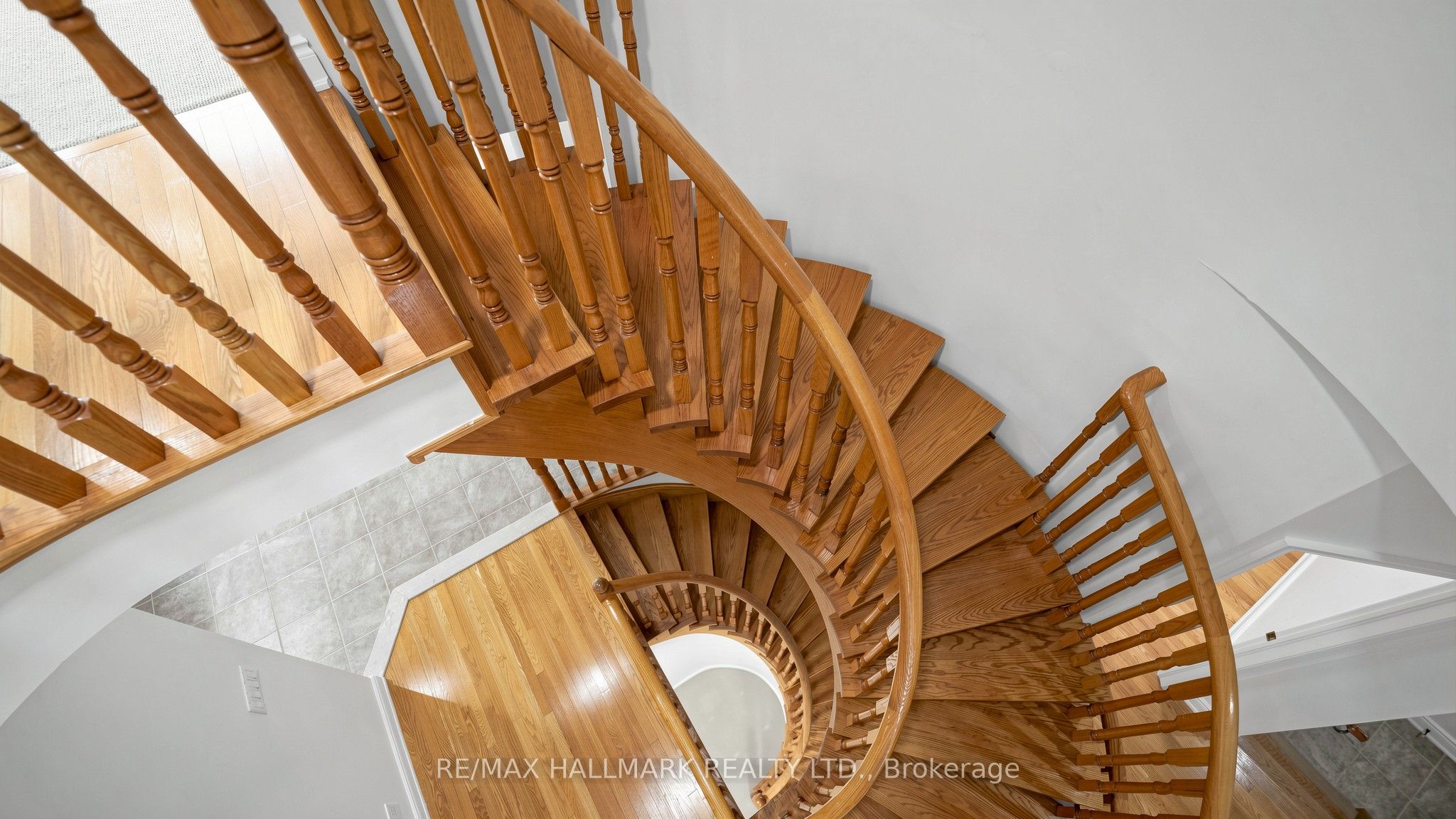 368 Paradelle Drive Property Photo 14