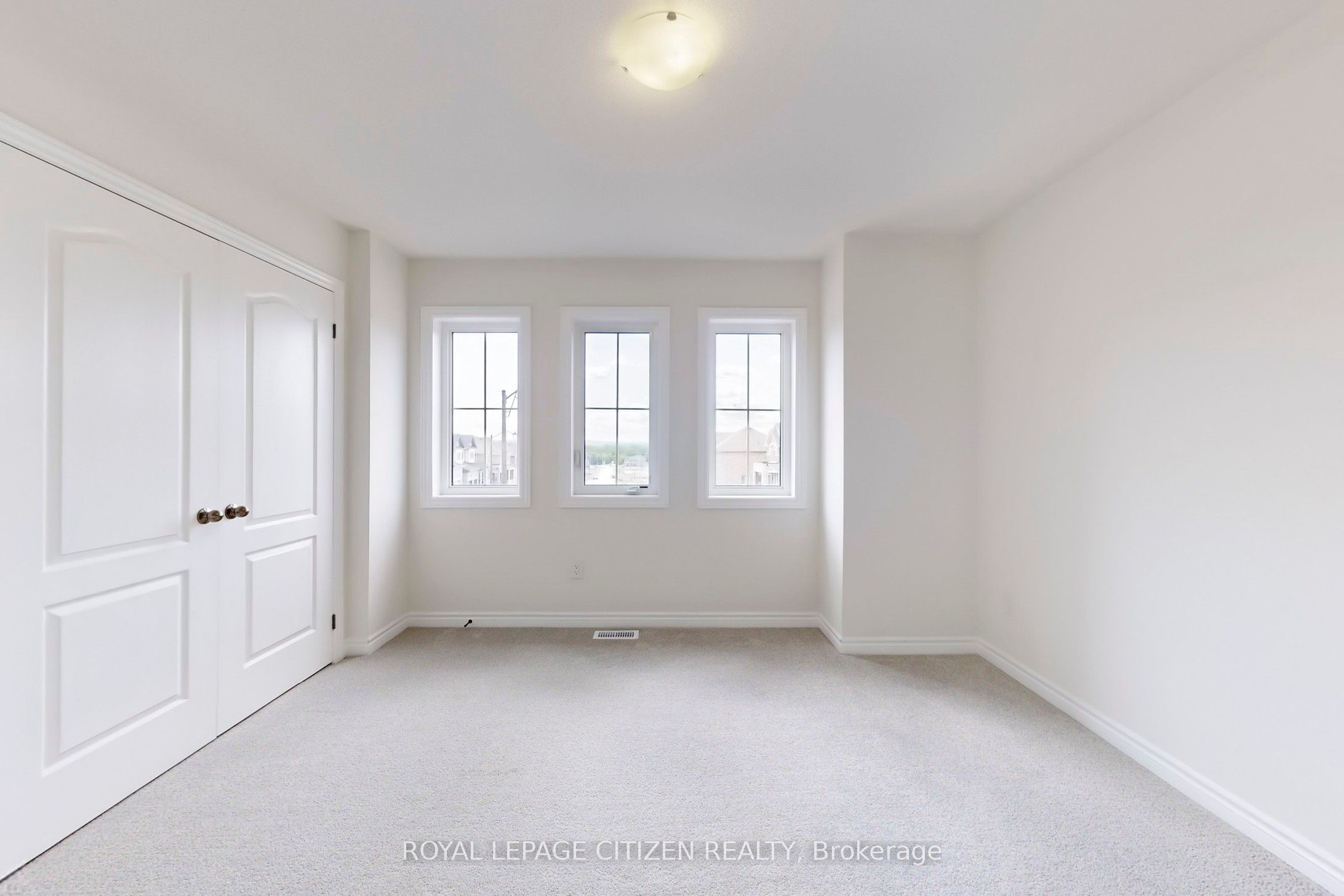 87 Lawrence D. Pridham Avenue Property Photo 37