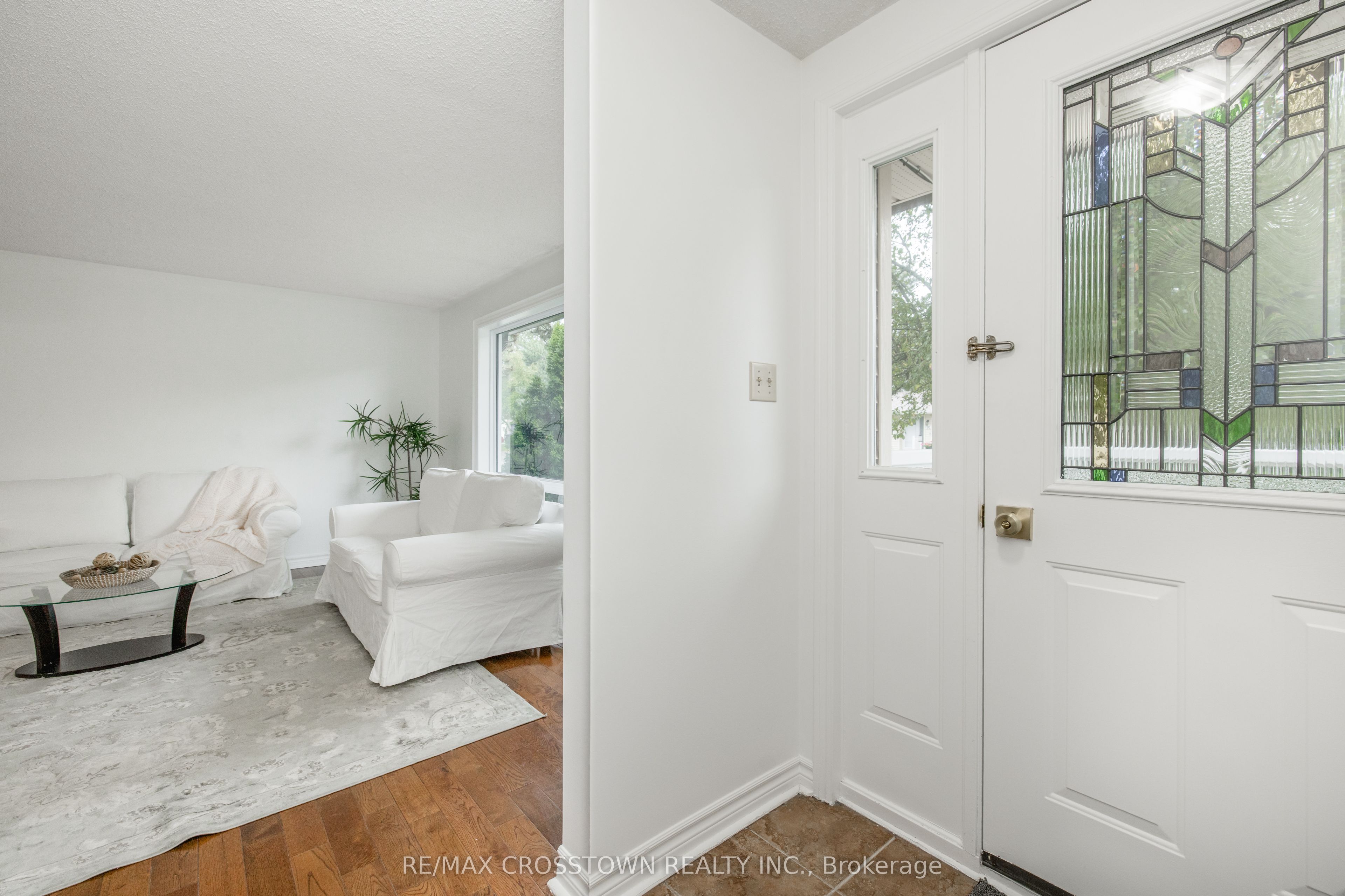 92 Tecumseth Pines Drive Property Photo 3