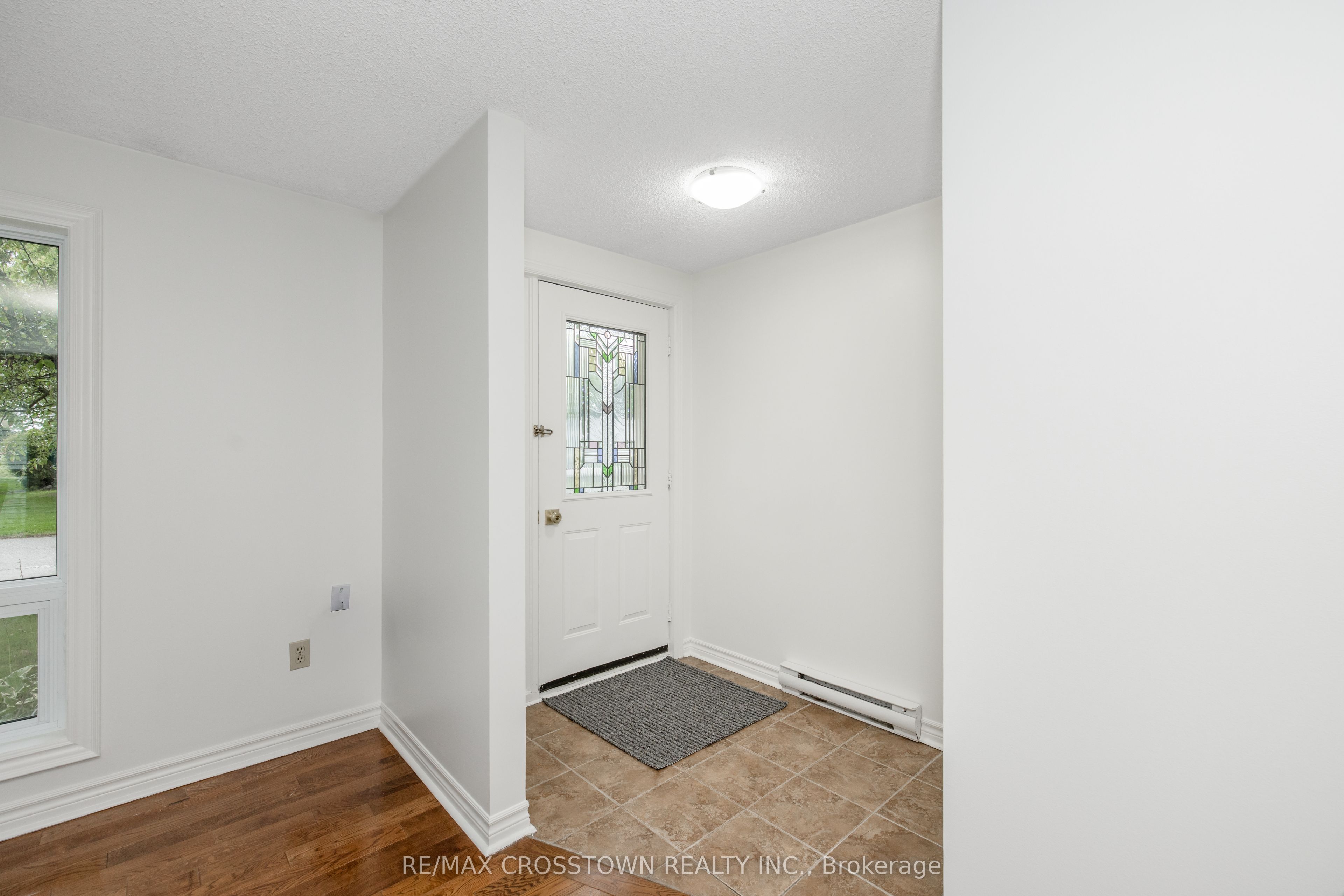 92 Tecumseth Pines Drive Property Photo 4