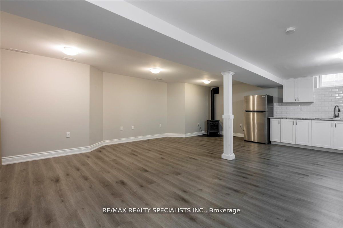 1165 Mitchell Court Property Photo 32