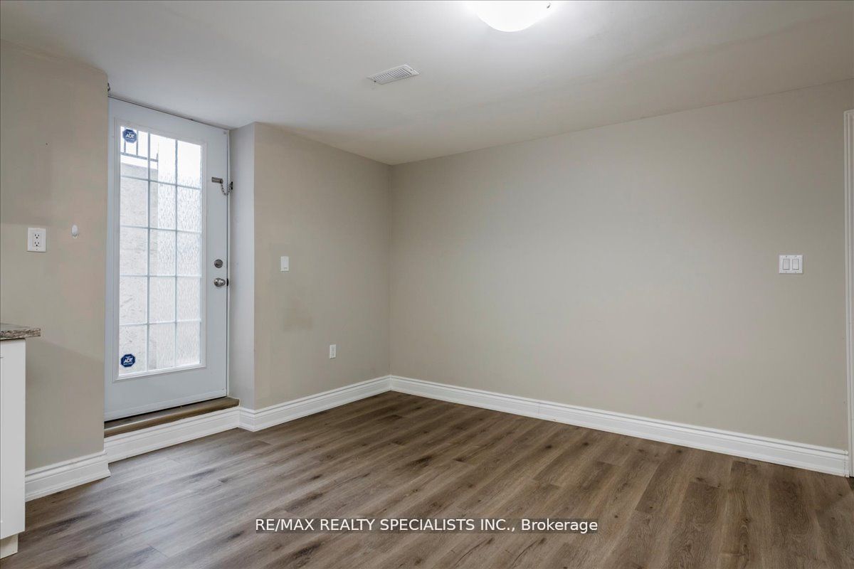 1165 Mitchell Court Property Photo 37