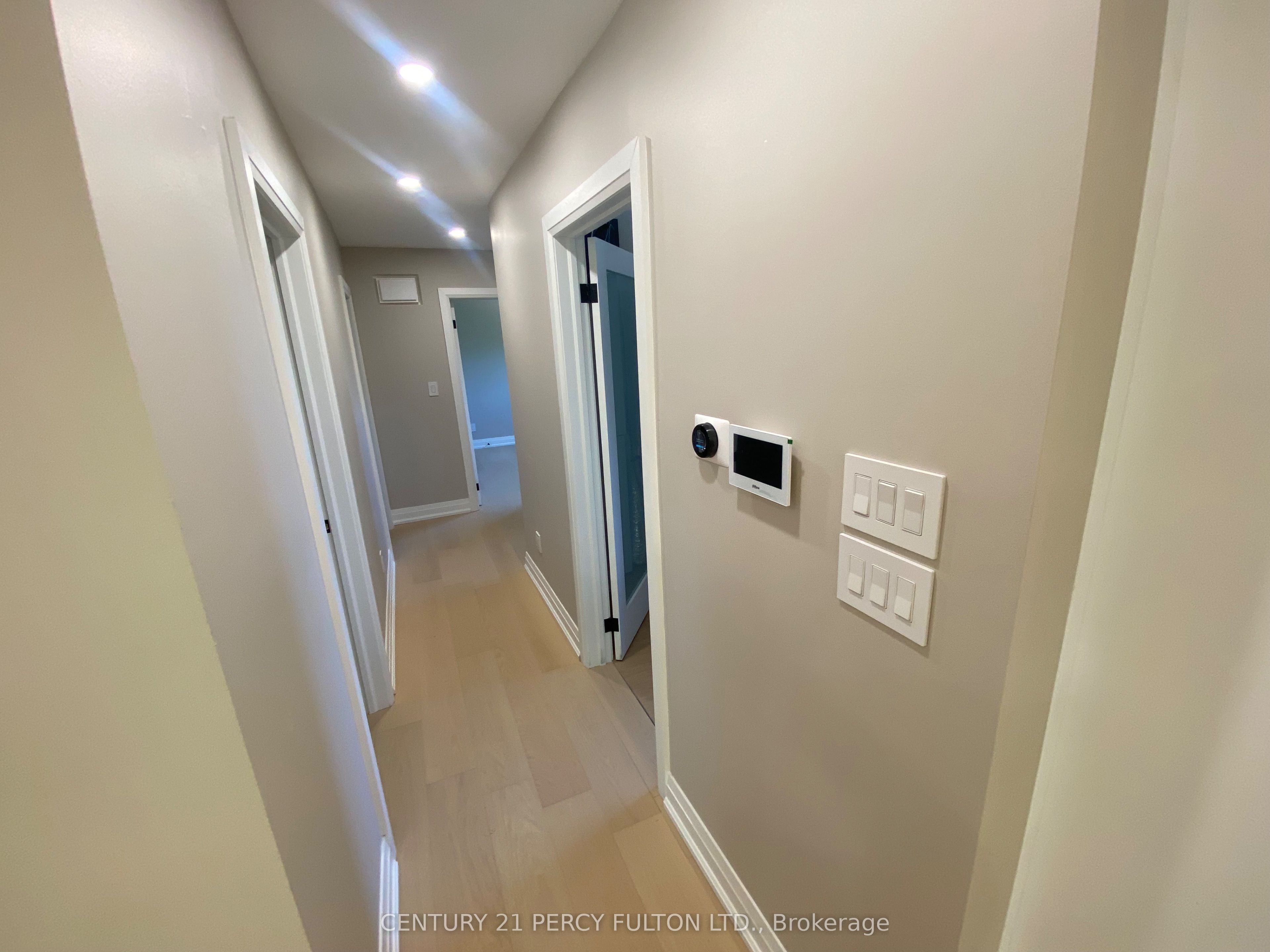 2 Walkers Lane Property Photo 10